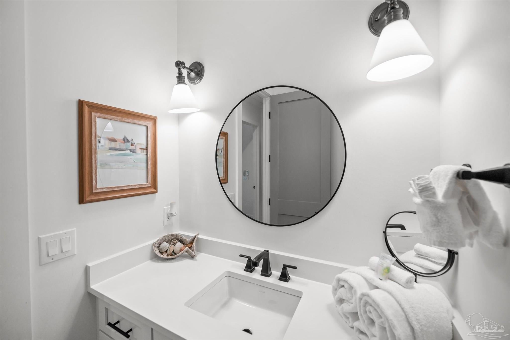 Pensacola, Florida, 32507, United States, 5 Bedrooms Bedrooms, ,6 BathroomsBathrooms,Residential,Active,2002322