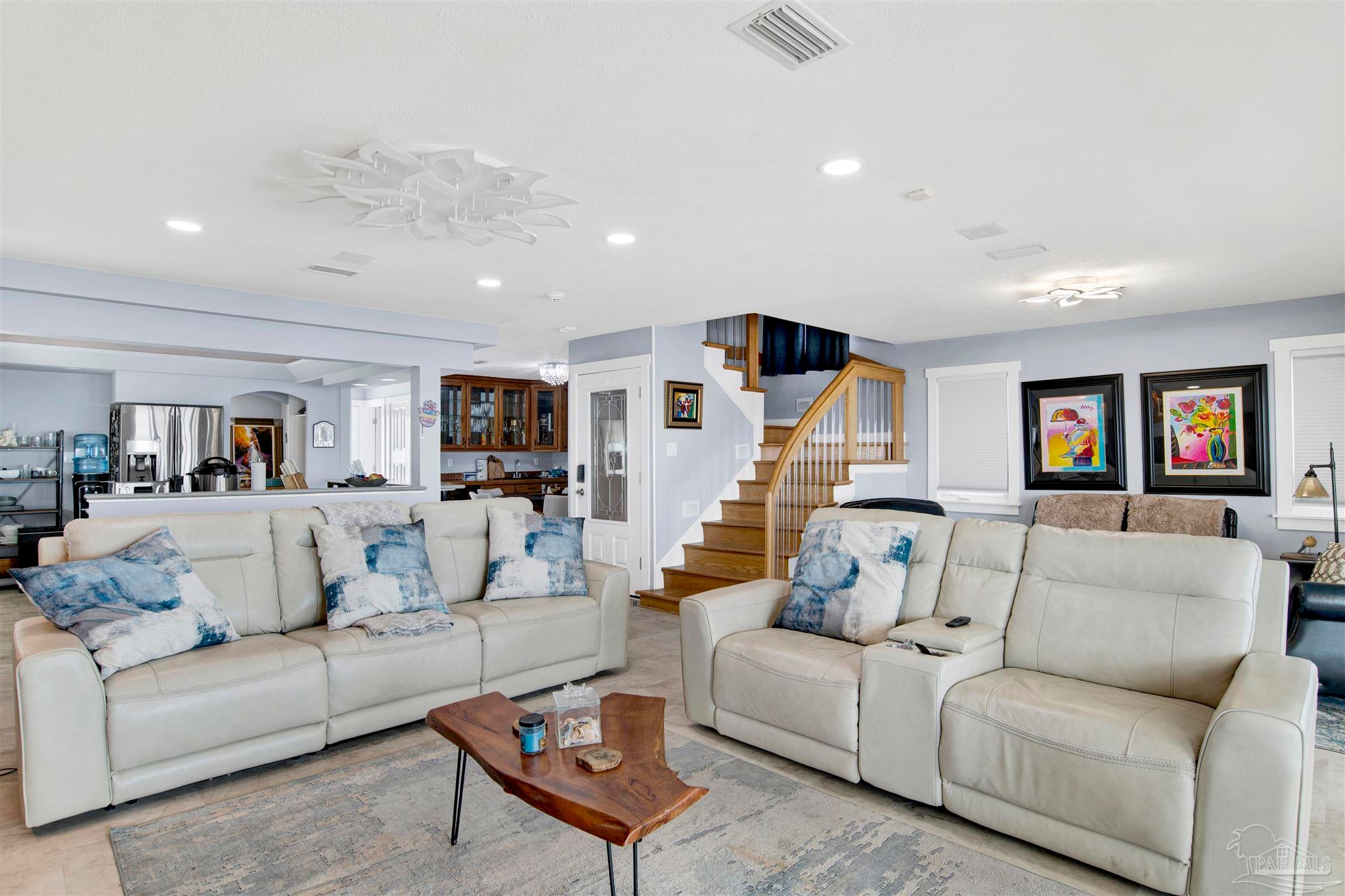 Pensacola, Florida, 32507, United States, ,4 BathroomsBathrooms,Residential,Active,1894784