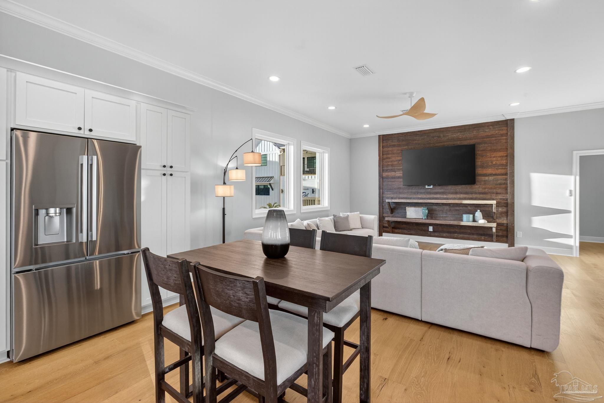 Gulf Shores, Alabama, 36542, United States, 6 Bedrooms Bedrooms, ,6 BathroomsBathrooms,Residential,Active,1972197