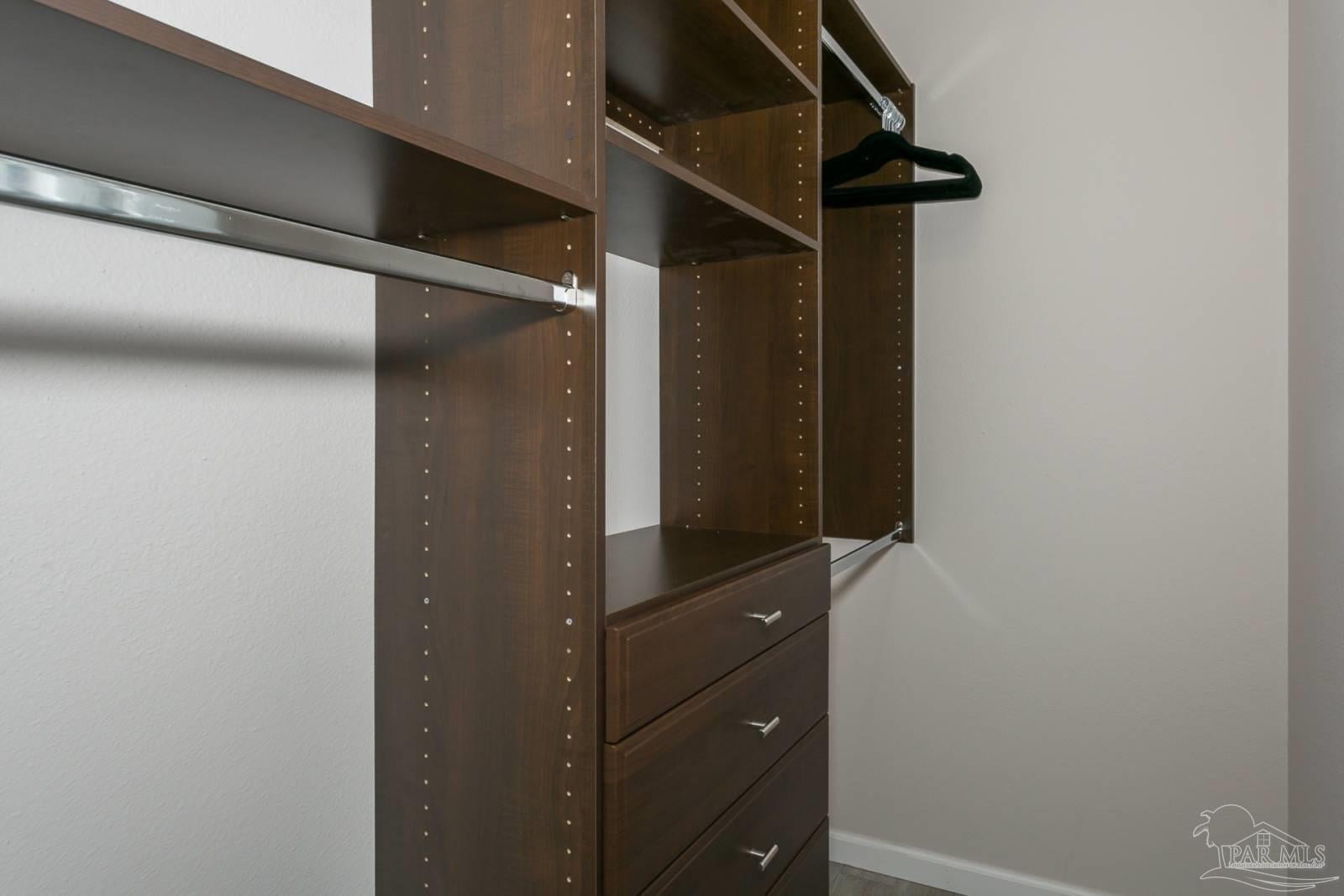 Gulf Breeze, Florida, 32563, United States, 3 Bedrooms Bedrooms, ,3 BathroomsBathrooms,Residential,Active,1967295