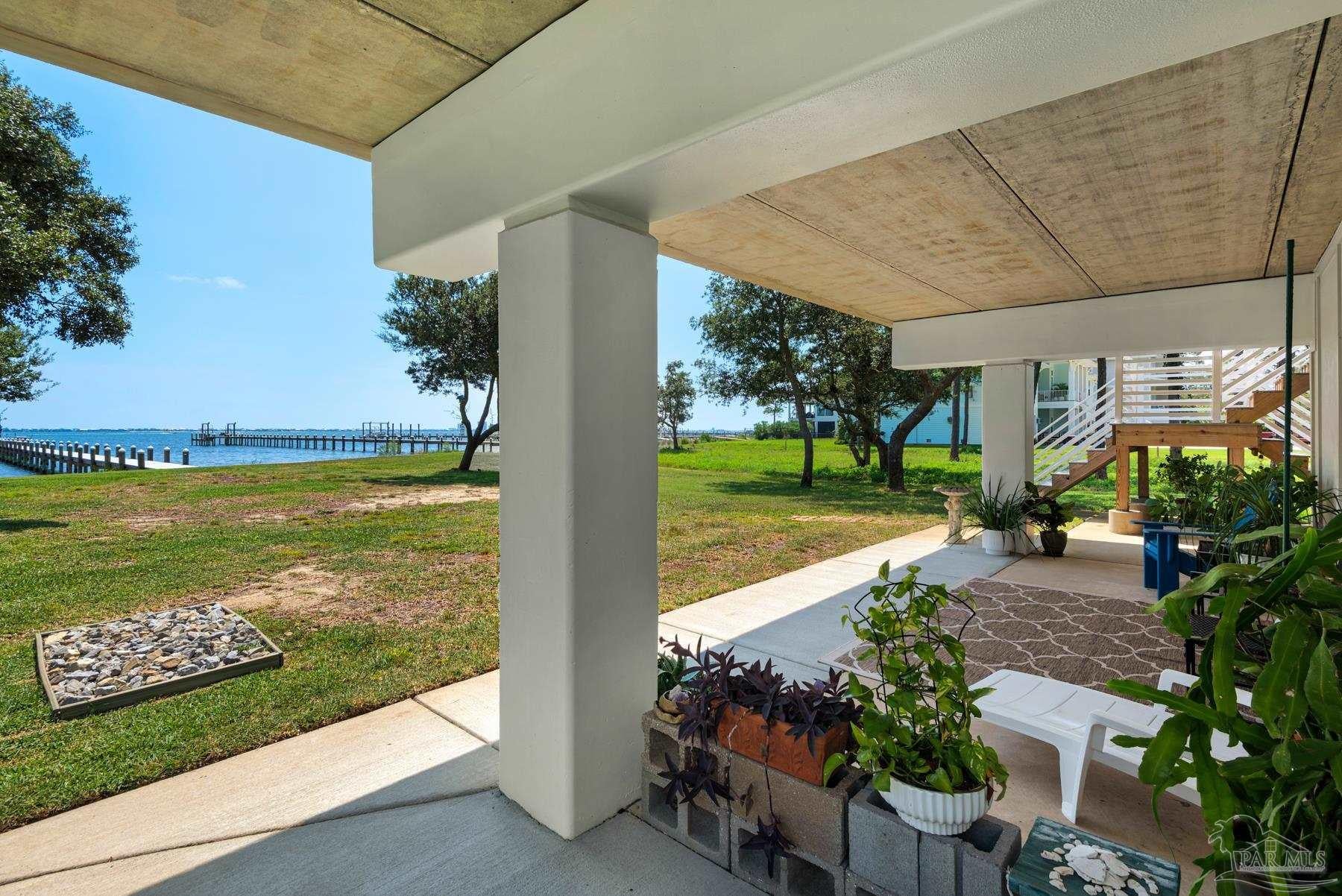 Gulf Breeze, Florida, 32563, United States, 3 Bedrooms Bedrooms, ,3 BathroomsBathrooms,Residential,Active,1920227