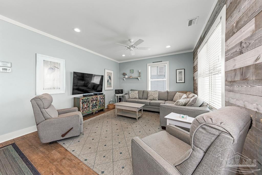 Gulf Shores, Alabama, 36542, United States, 4 Bedrooms Bedrooms, ,4 BathroomsBathrooms,Residential,Active,2007025