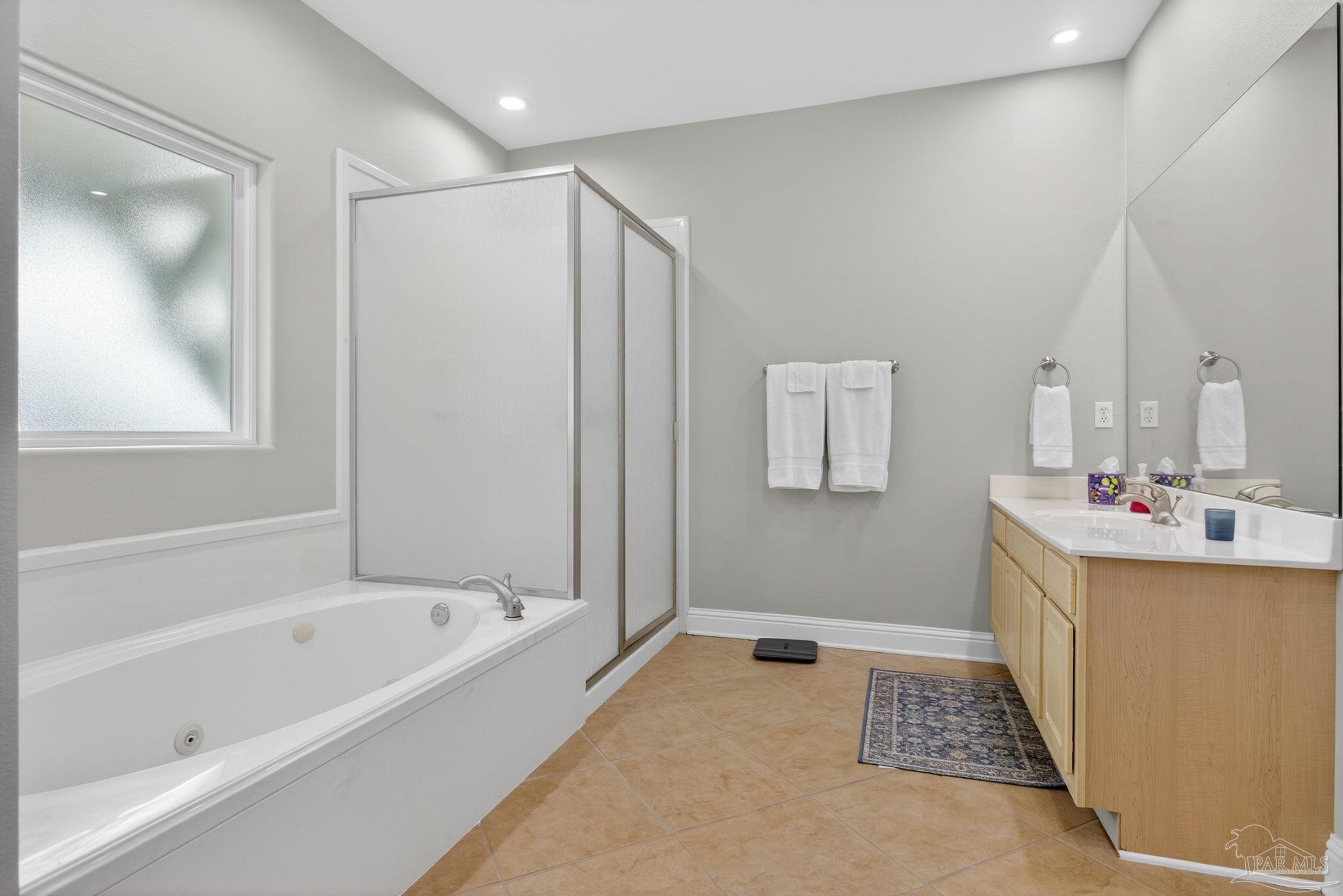 Orange Beach, Alabama, 36561, United States, 5 Bedrooms Bedrooms, ,5 BathroomsBathrooms,Residential,Active,2016419