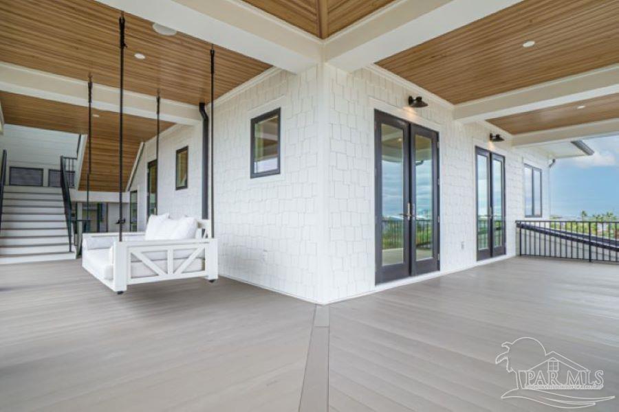 Pensacola Beach, Florida, 32561, United States, 5 Bedrooms Bedrooms, ,4 BathroomsBathrooms,Residential,Active,1894768