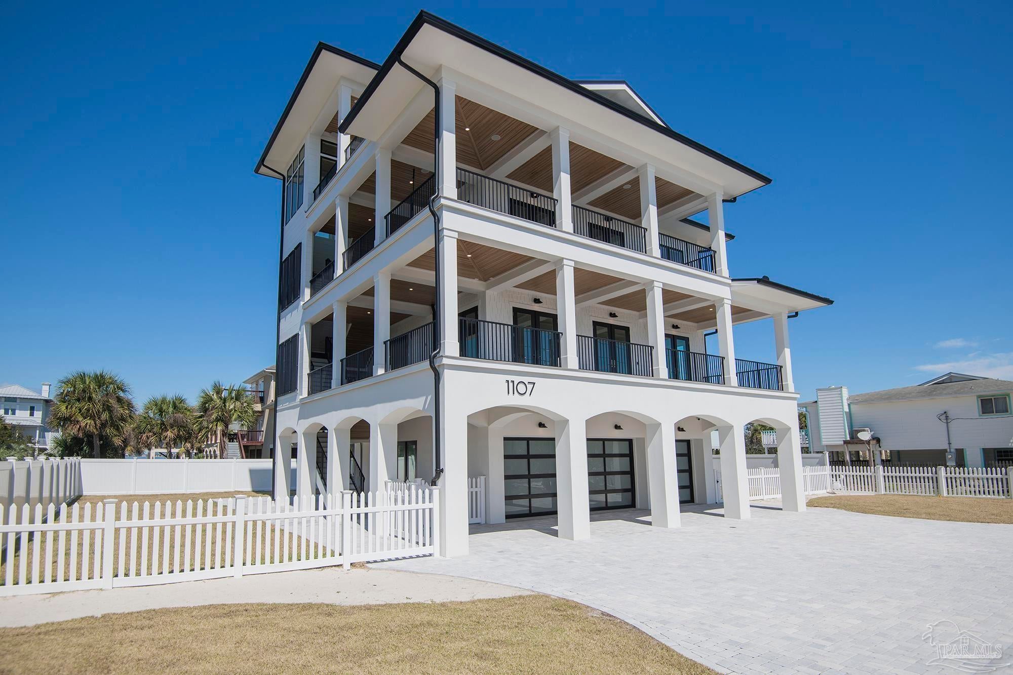 Pensacola Beach, Florida, 32561, United States, 5 Bedrooms Bedrooms, ,4 BathroomsBathrooms,Residential,Active,1894768