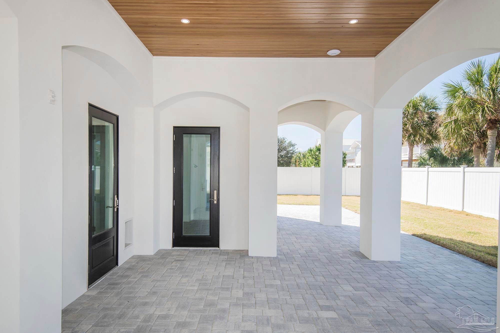 Pensacola Beach, Florida, 32561, United States, 5 Bedrooms Bedrooms, ,4 BathroomsBathrooms,Residential,Active,1894768