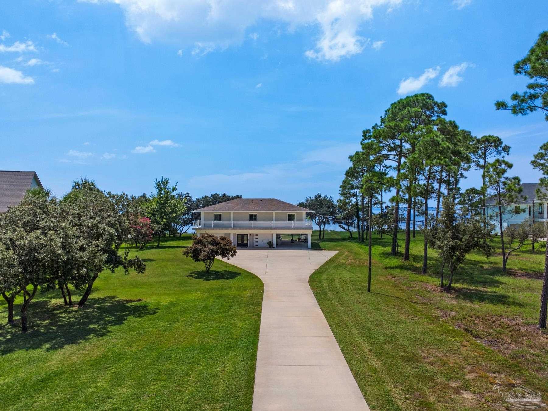 Gulf Breeze, Florida, 32563, United States, 3 Bedrooms Bedrooms, ,3 BathroomsBathrooms,Residential,Active,1920227