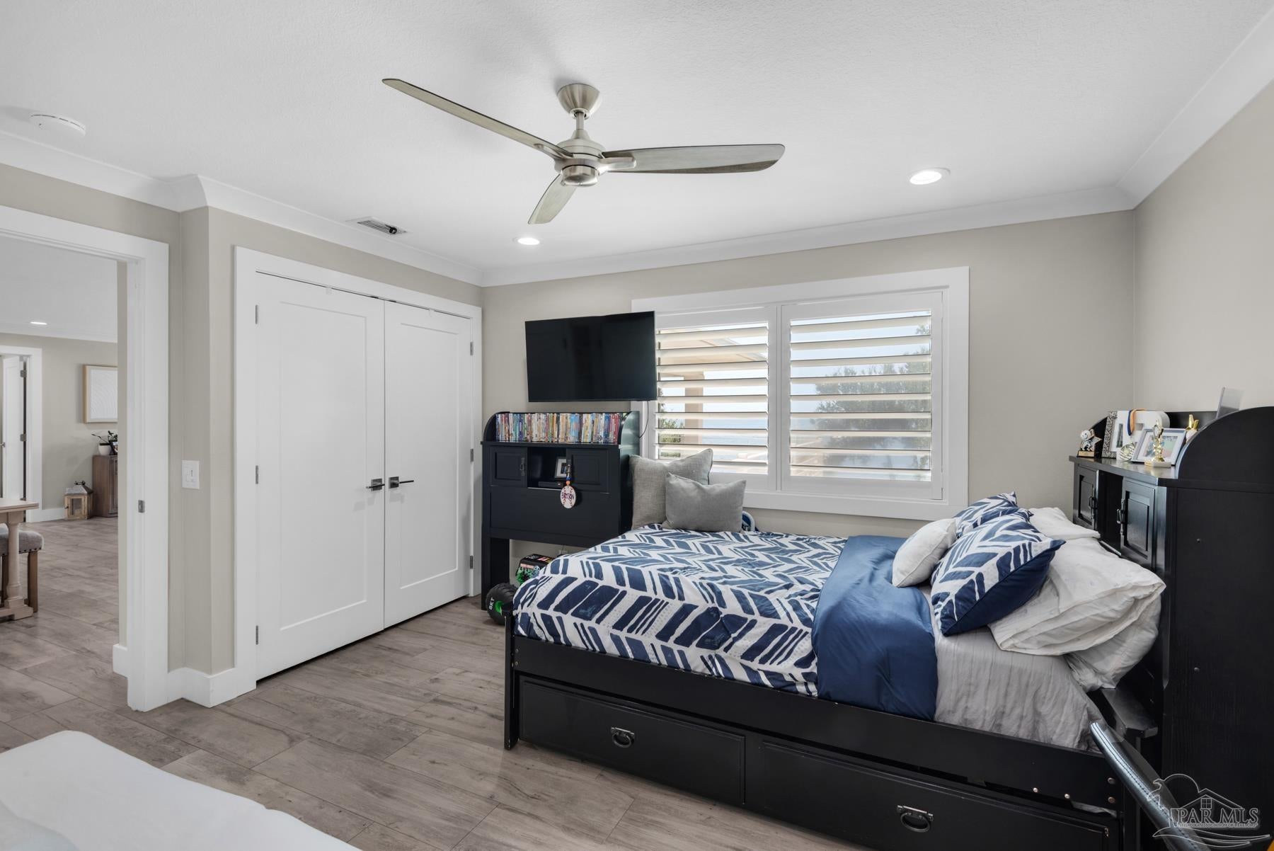 Gulf Breeze, Florida, 32563, United States, 3 Bedrooms Bedrooms, ,3 BathroomsBathrooms,Residential,Active,1920227