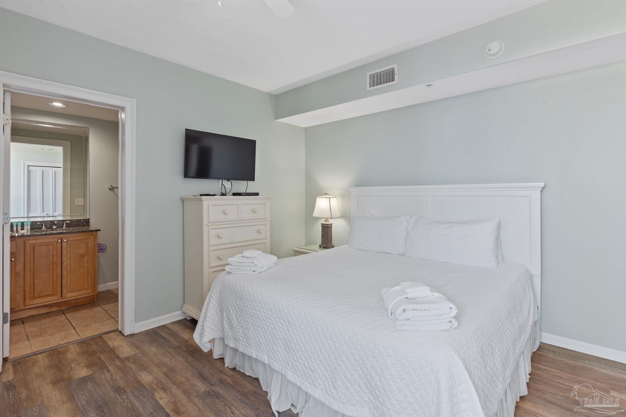 Gulf Shores, Alabama, 36542, United States, 4 Bedrooms Bedrooms, ,4 BathroomsBathrooms,Residential,Active,1946442