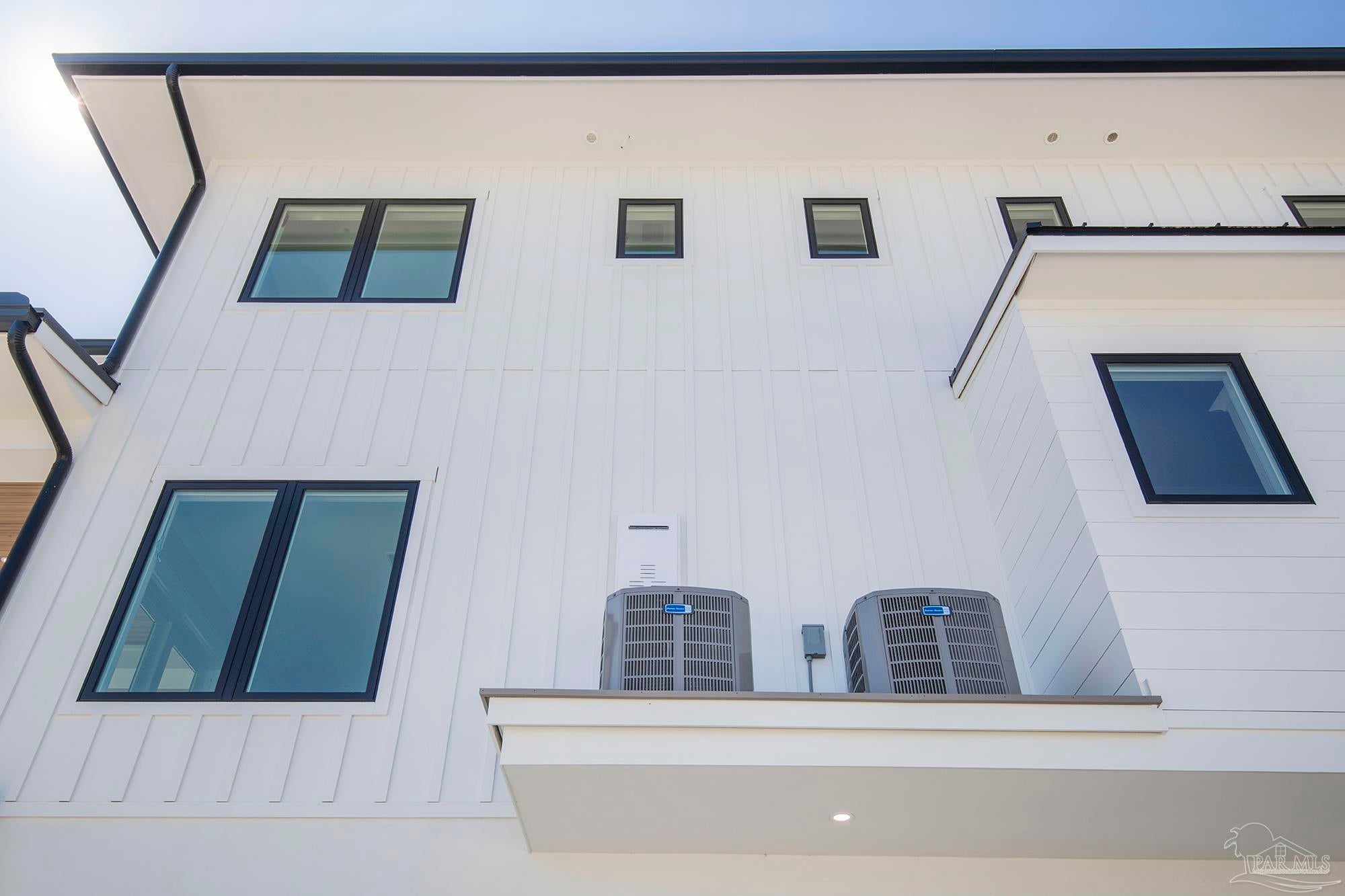 Pensacola Beach, Florida, 32561, United States, 5 Bedrooms Bedrooms, ,4 BathroomsBathrooms,Residential,Active,1894768