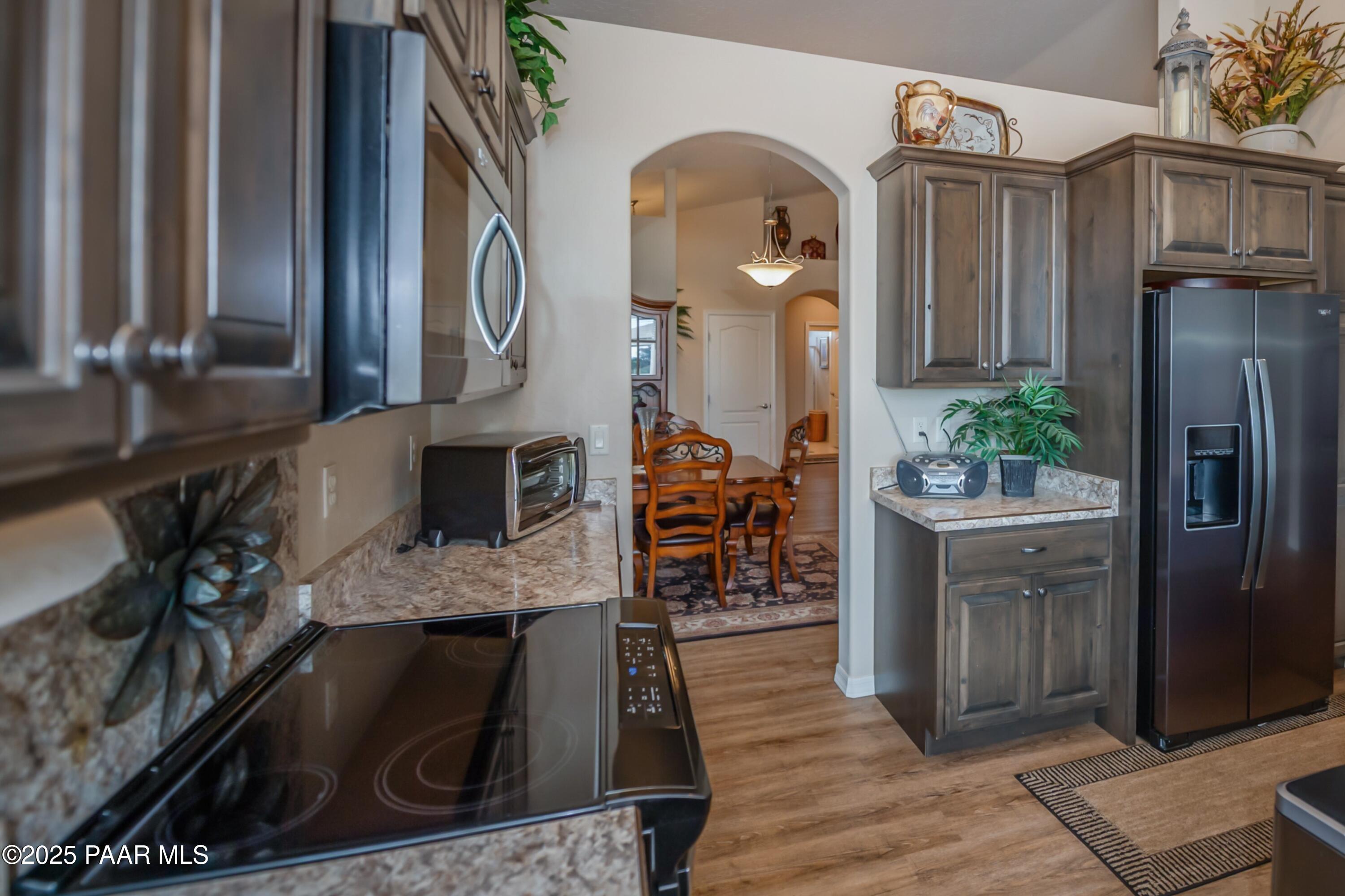 Dewey-Humboldt, Arizona, 86327, United States, 3 Bedrooms Bedrooms, ,4 BathroomsBathrooms,Residential,Active,1879993