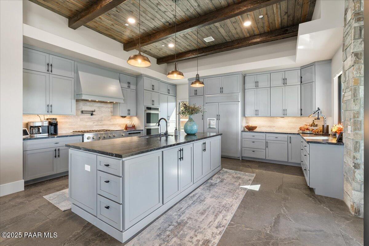 Prescott, Arizona, 86305, United States, 5 Bedrooms Bedrooms, ,6 BathroomsBathrooms,Residential,Active,1973319