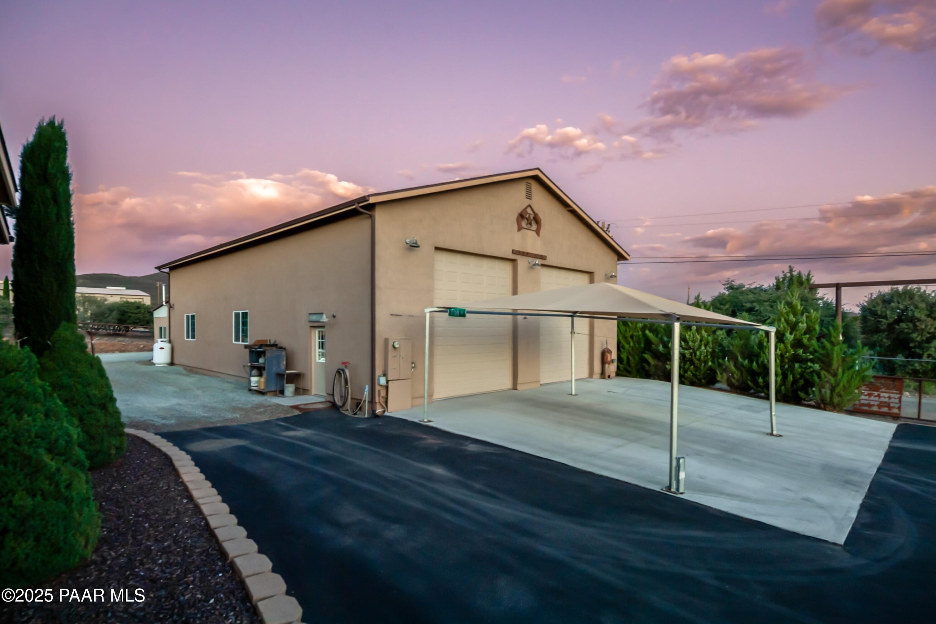 Dewey-Humboldt, Arizona, 86327, United States, 3 Bedrooms Bedrooms, ,4 BathroomsBathrooms,Residential,Active,1879993