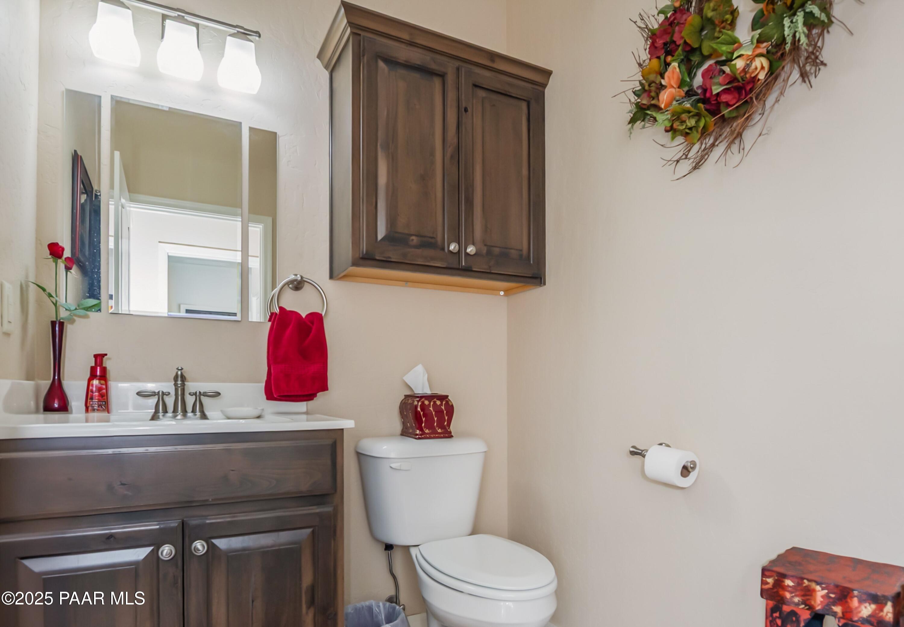 Dewey-Humboldt, Arizona, 86327, United States, 3 Bedrooms Bedrooms, ,4 BathroomsBathrooms,Residential,Active,1879993