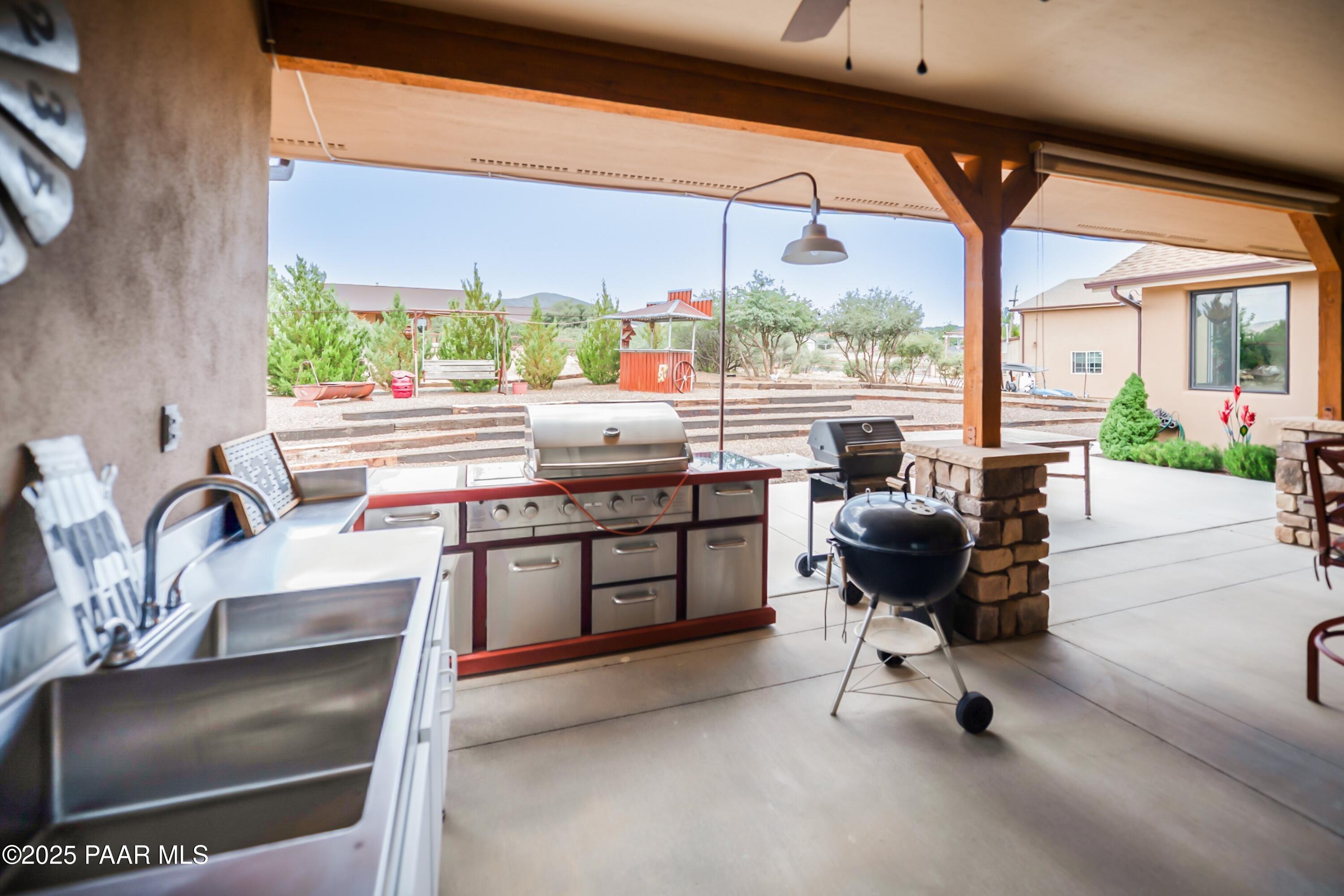 Dewey-Humboldt, Arizona, 86327, United States, 3 Bedrooms Bedrooms, ,4 BathroomsBathrooms,Residential,Active,1879993