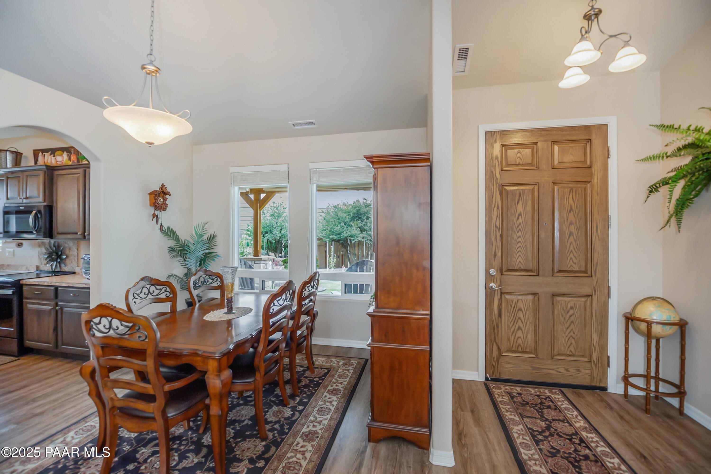 Dewey-Humboldt, Arizona, 86327, United States, 3 Bedrooms Bedrooms, ,4 BathroomsBathrooms,Residential,Active,1879993