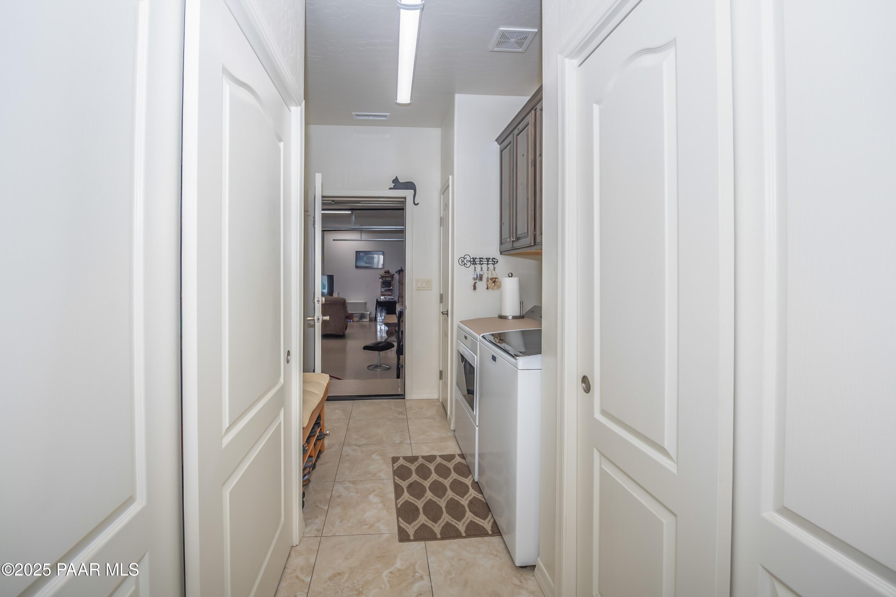 Dewey-Humboldt, Arizona, 86327, United States, 3 Bedrooms Bedrooms, ,4 BathroomsBathrooms,Residential,Active,1879993