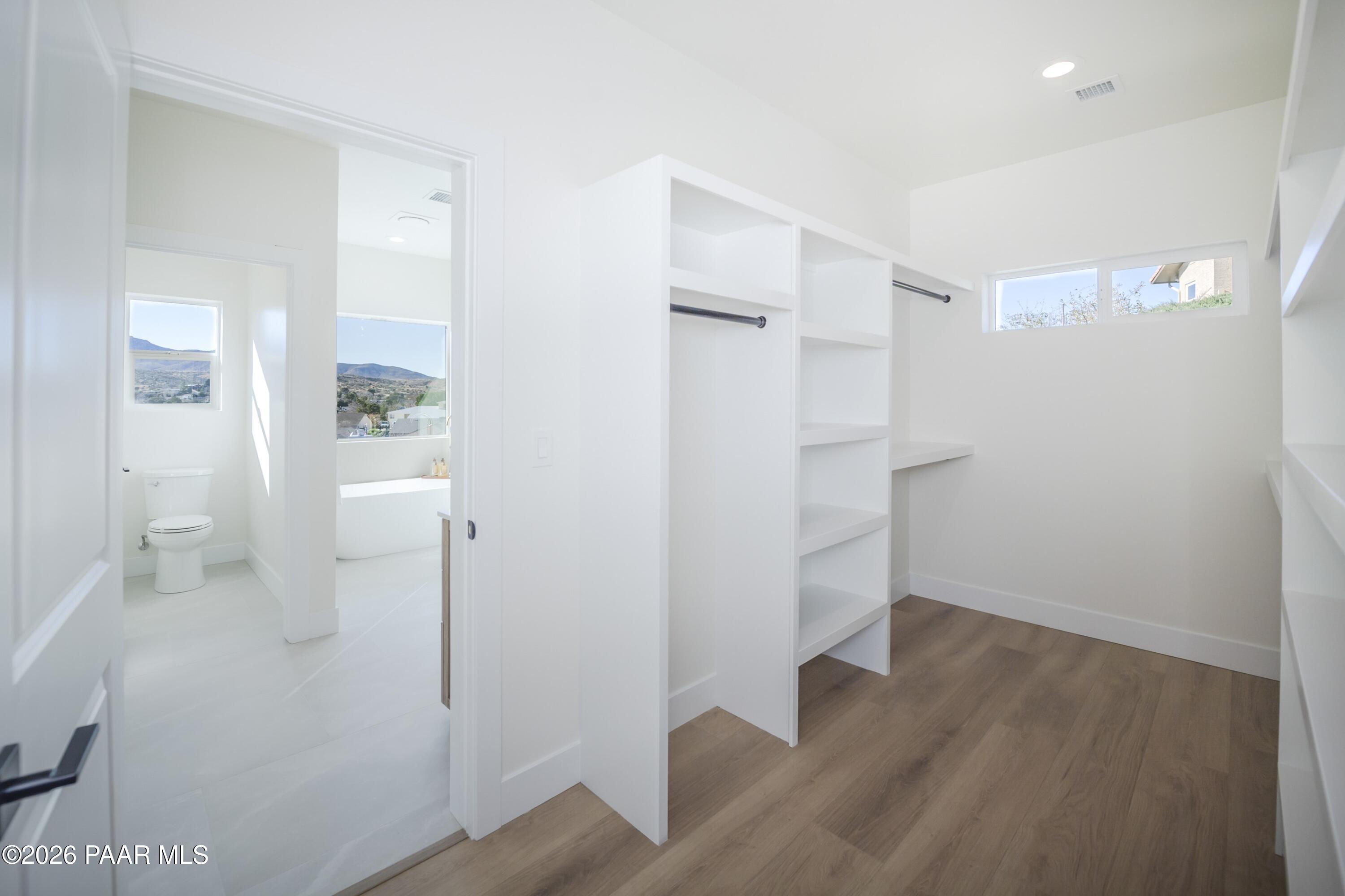 Dewey-Humboldt, Arizona, 86327, United States, 4 Bedrooms Bedrooms, ,3 BathroomsBathrooms,Residential,Active,2009397