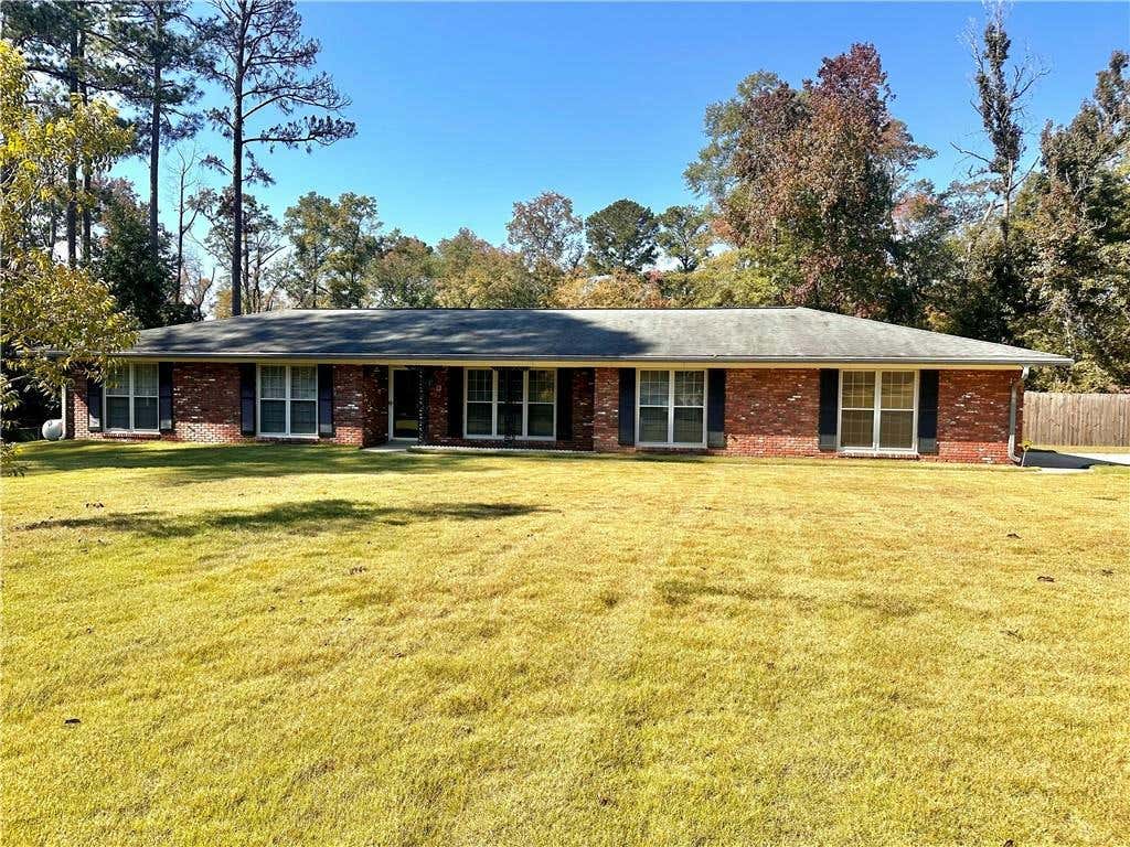 516 DOWNING PL, SMITHS STATION, AL 36877, photo 1 of 40