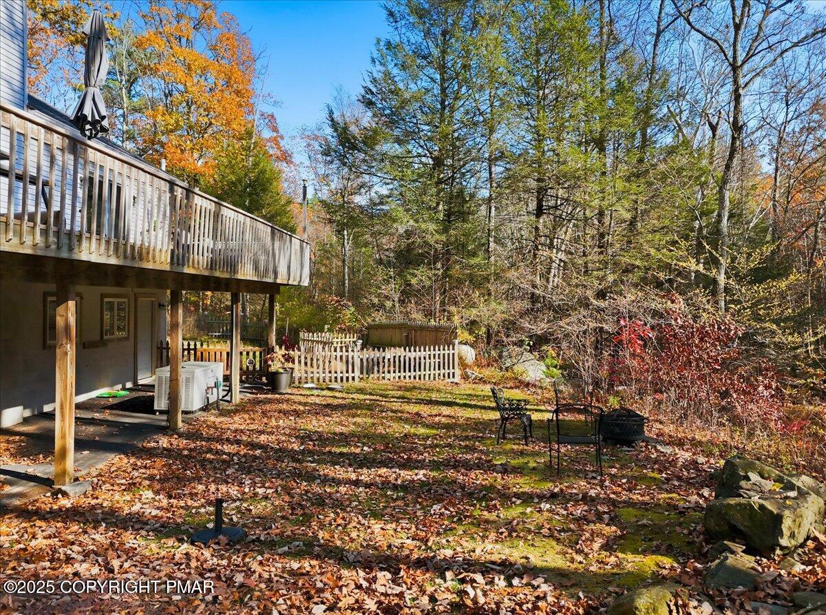 Stroudsburg, Pennsylvania, 18360, United States, 6 Bedrooms Bedrooms, ,6 BathroomsBathrooms,Residential,Active,1988438