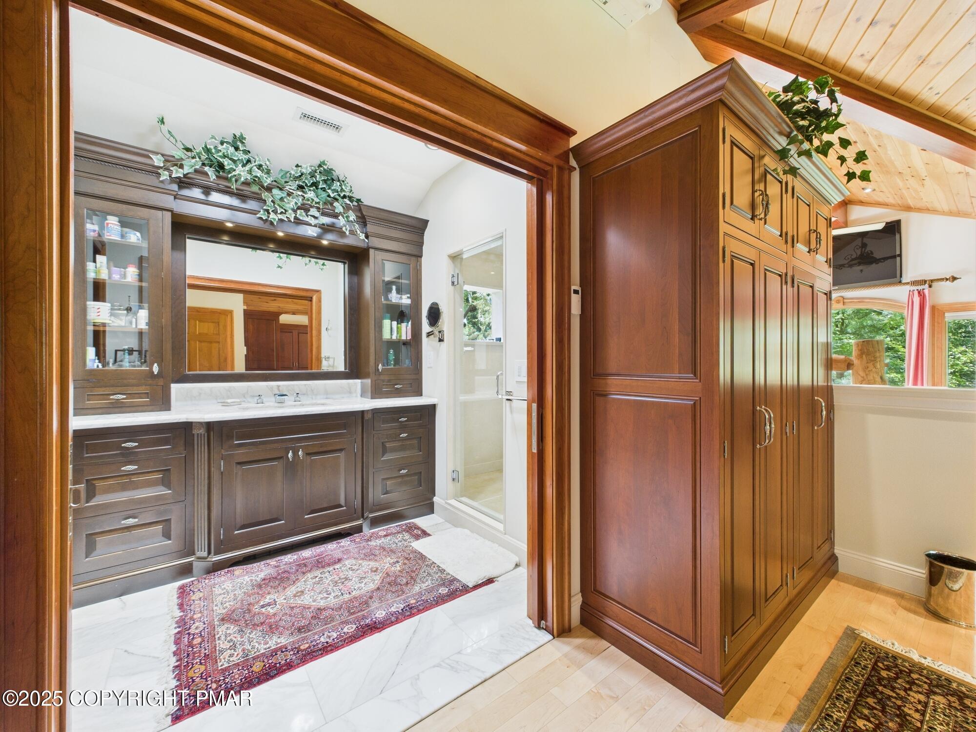 Lake Harmony, Pennsylvania, 18624, United States, 6 Bedrooms Bedrooms, ,7 BathroomsBathrooms,Residential,Active,1908137
