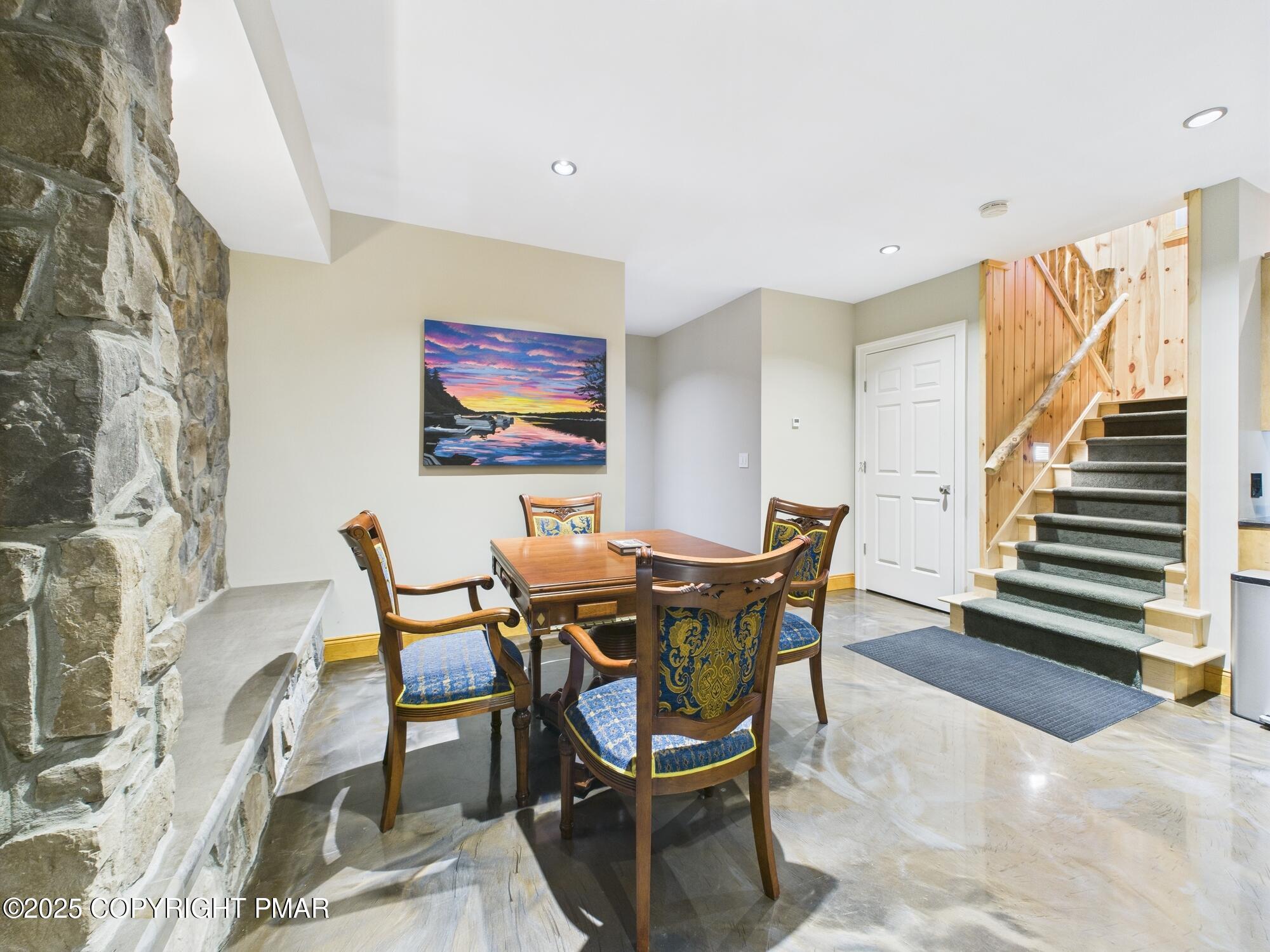 Lake Harmony, Pennsylvania, 18624, United States, 6 Bedrooms Bedrooms, ,7 BathroomsBathrooms,Residential,Active,1908137