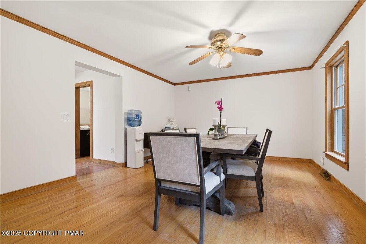 Stroudsburg, Pennsylvania, 18360, United States, 6 Bedrooms Bedrooms, ,6 BathroomsBathrooms,Residential,Active,1988438