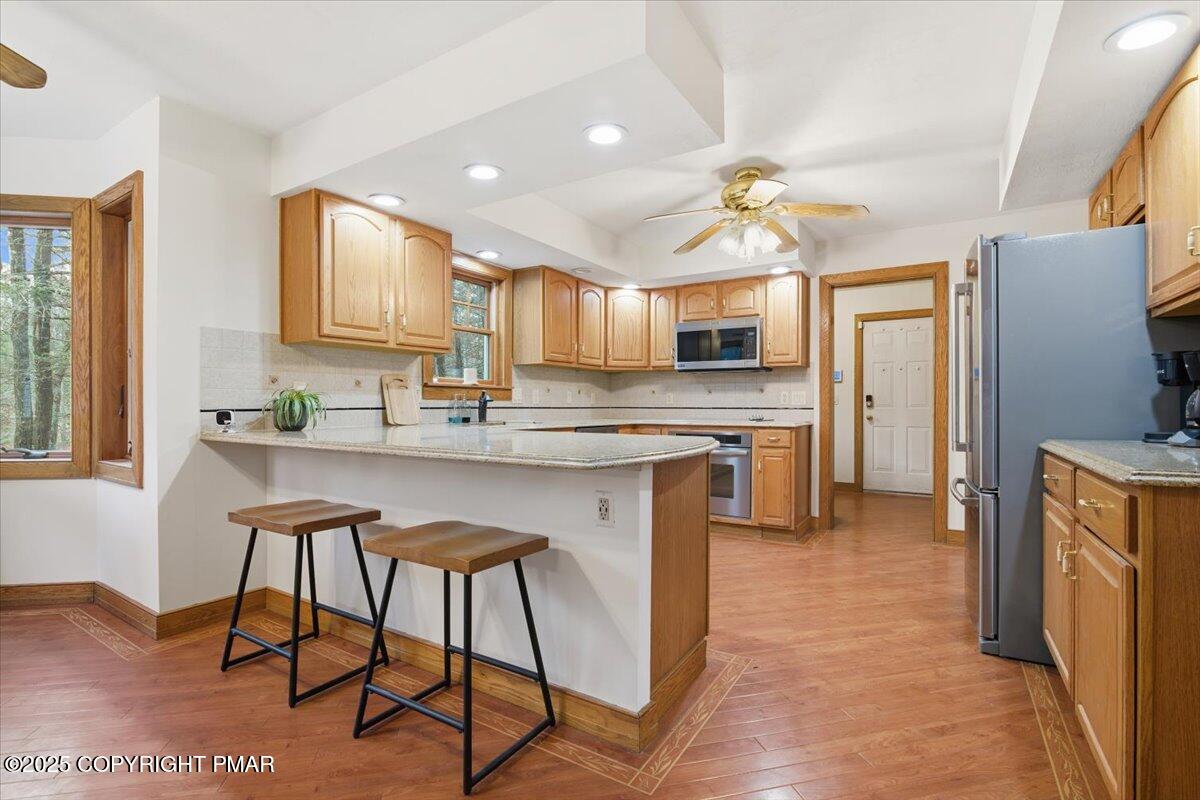 Stroudsburg, Pennsylvania, 18360, United States, 6 Bedrooms Bedrooms, ,6 BathroomsBathrooms,Residential,Active,1988438