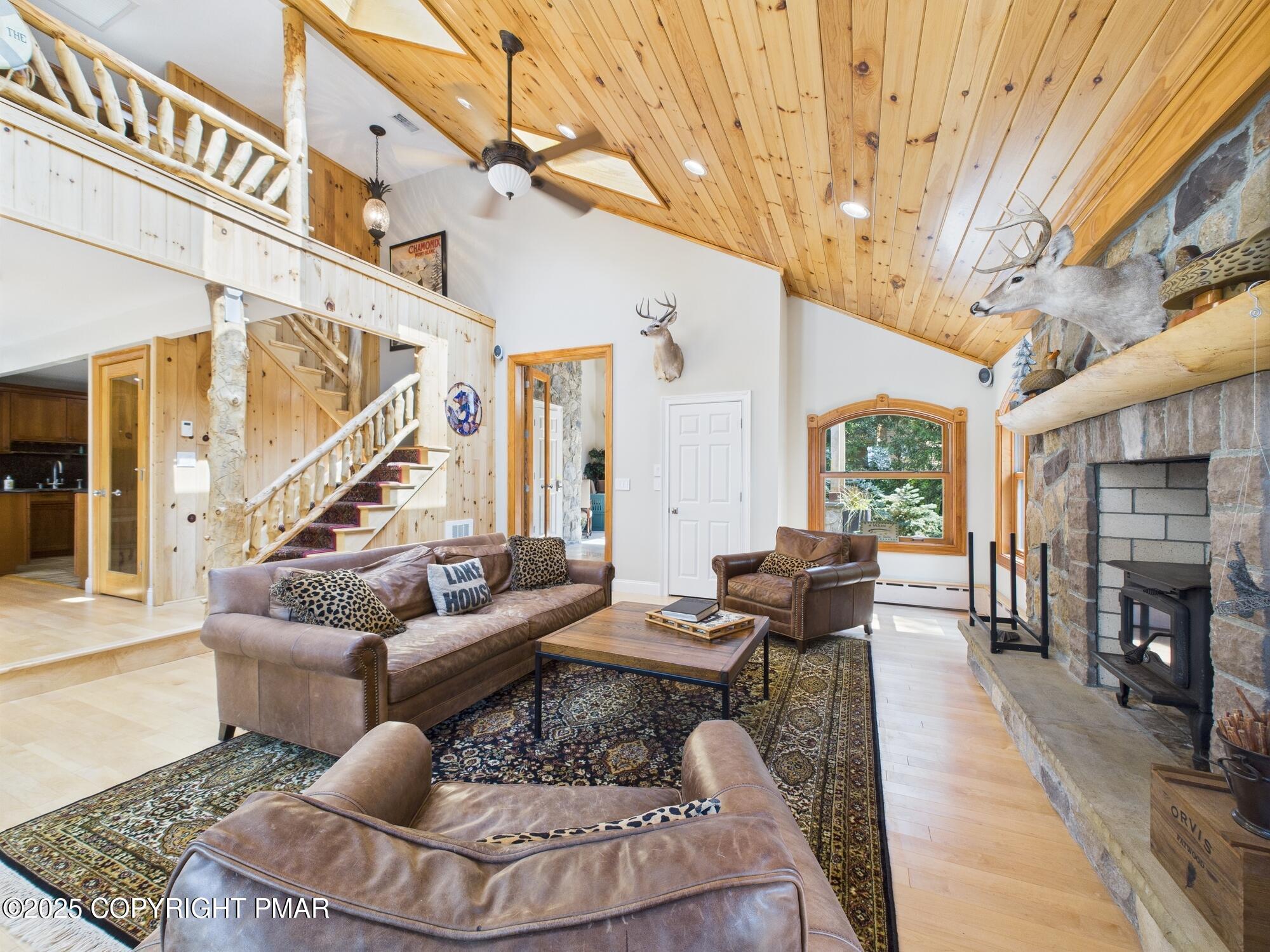 Lake Harmony, Pennsylvania, 18624, United States, 6 Bedrooms Bedrooms, ,7 BathroomsBathrooms,Residential,Active,1908137