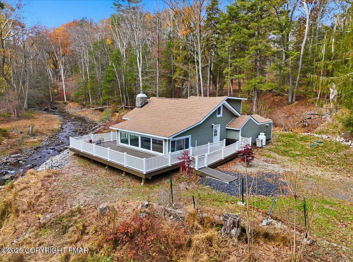 Stroudsburg, Pennsylvania, 18360, United States, 6 Bedrooms Bedrooms, ,6 BathroomsBathrooms,Residential,Active,1988438