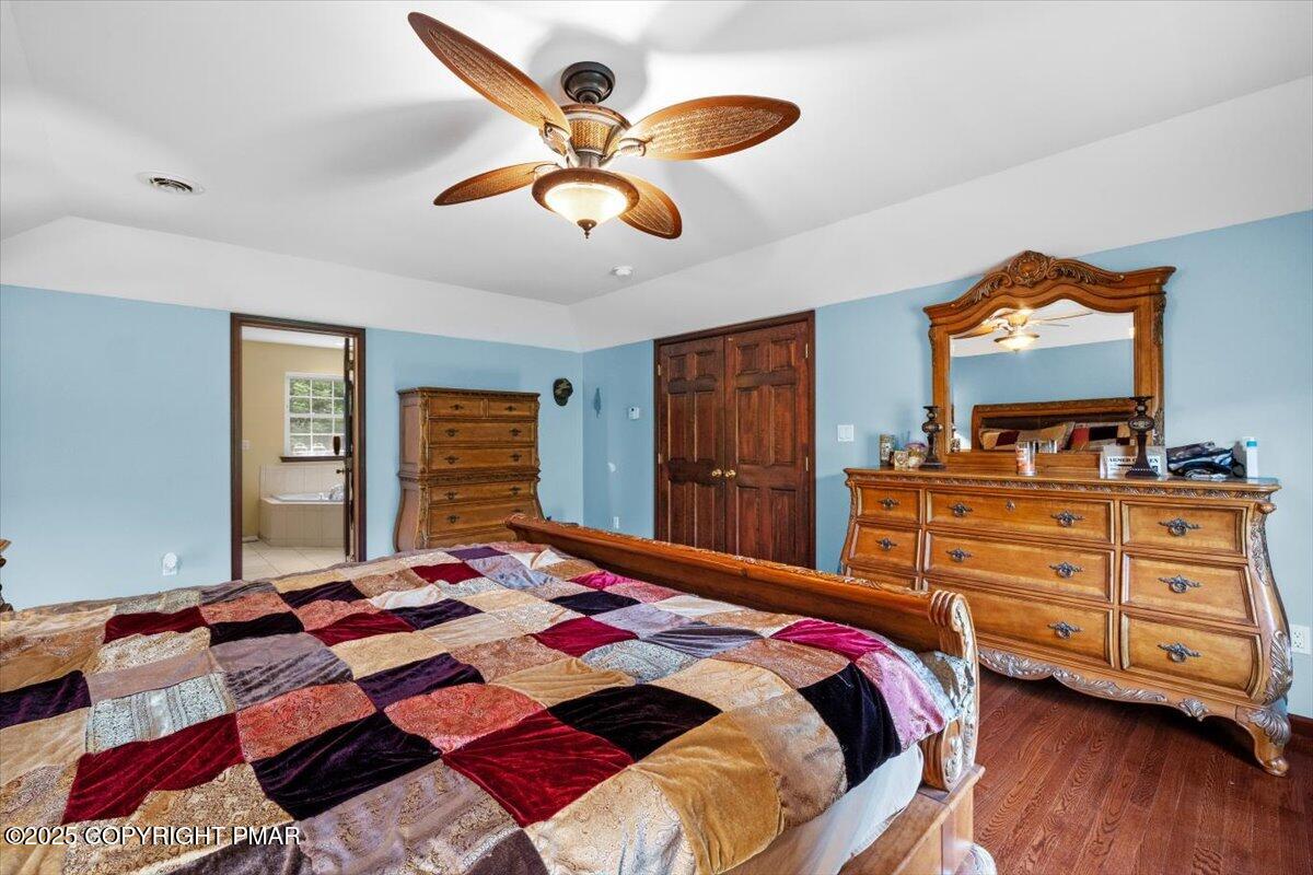 East Stroudsburg, Pennsylvania, 18302, United States, 7 Bedrooms Bedrooms, ,7 BathroomsBathrooms,Residential,Active,1905116