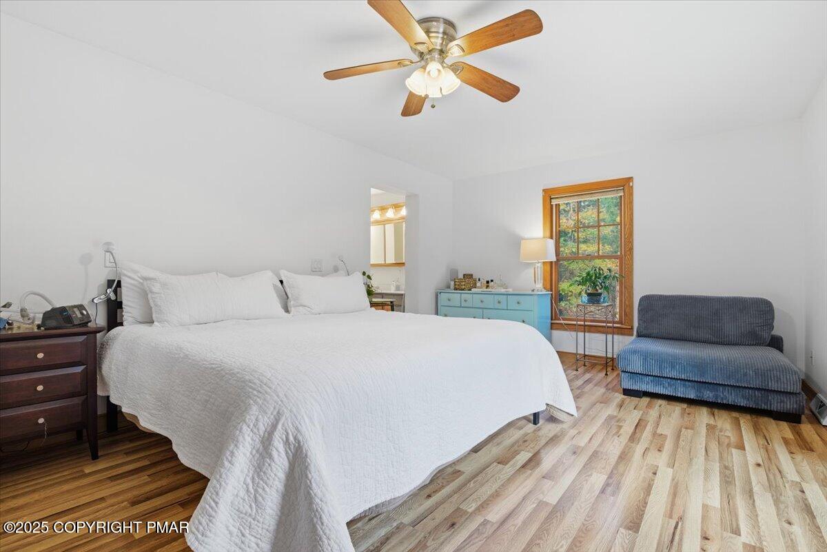 Stroudsburg, Pennsylvania, 18360, United States, 6 Bedrooms Bedrooms, ,6 BathroomsBathrooms,Residential,Active,1988438