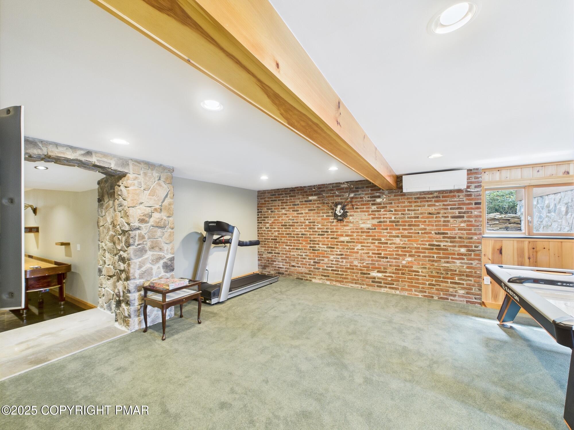 Lake Harmony, Pennsylvania, 18624, United States, 6 Bedrooms Bedrooms, ,7 BathroomsBathrooms,Residential,Active,1908137