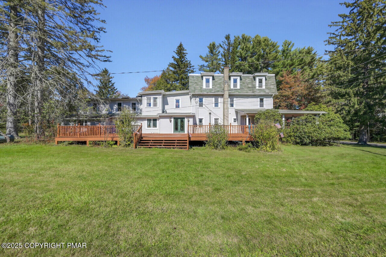 Greentown, Pennsylvania, 18426, United States, 11 Bedrooms Bedrooms, ,10 BathroomsBathrooms,Residential,Active,1963277