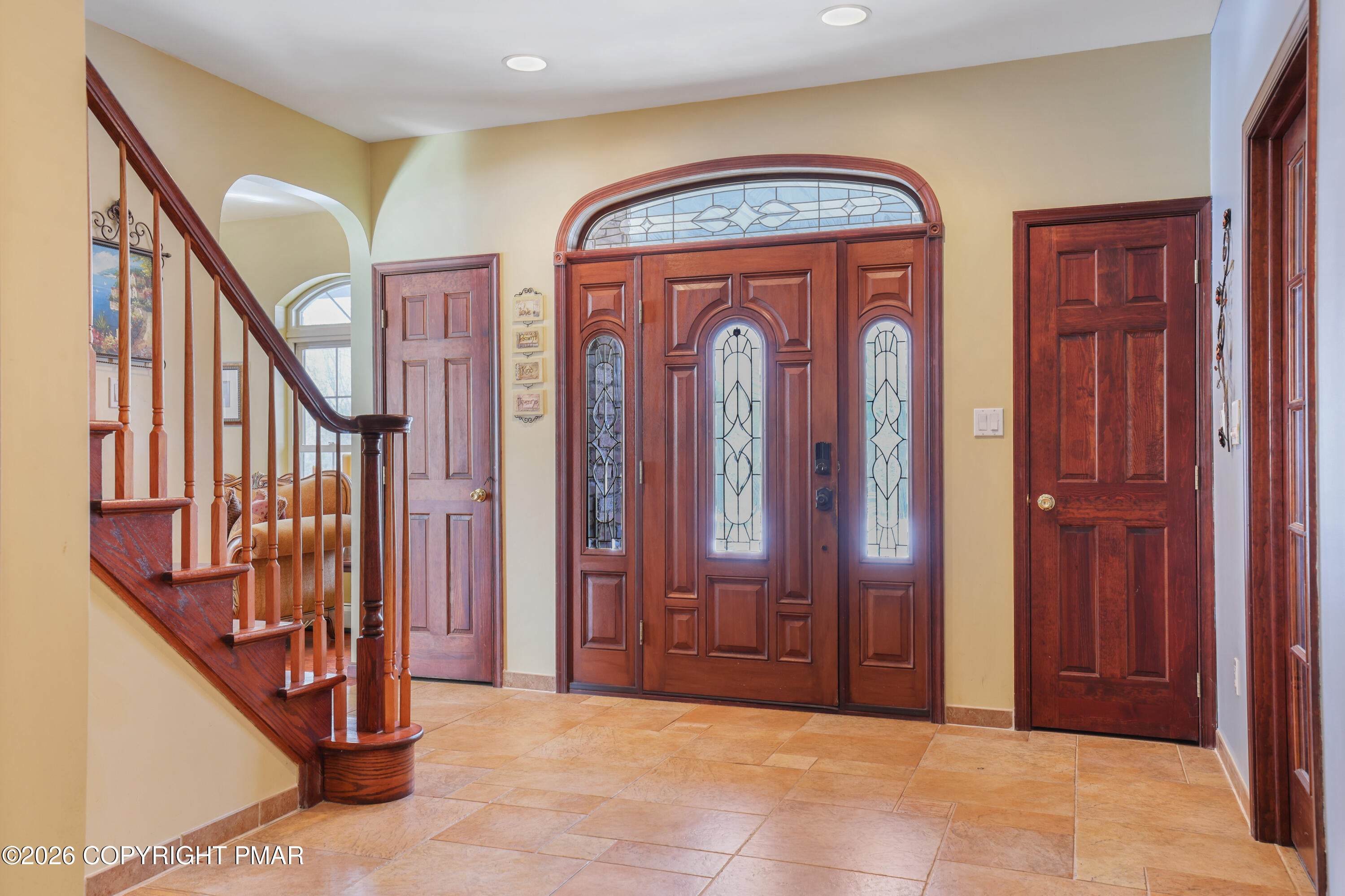 East Stroudsburg, Pennsylvania, 18302, United States, 7 Bedrooms Bedrooms, ,7 BathroomsBathrooms,Residential,Active,2007614