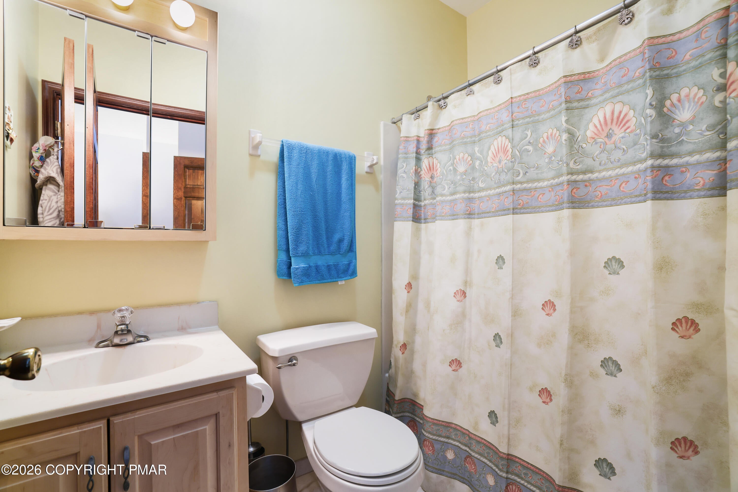 East Stroudsburg, Pennsylvania, 18302, United States, 7 Bedrooms Bedrooms, ,7 BathroomsBathrooms,Residential,Active,2007614