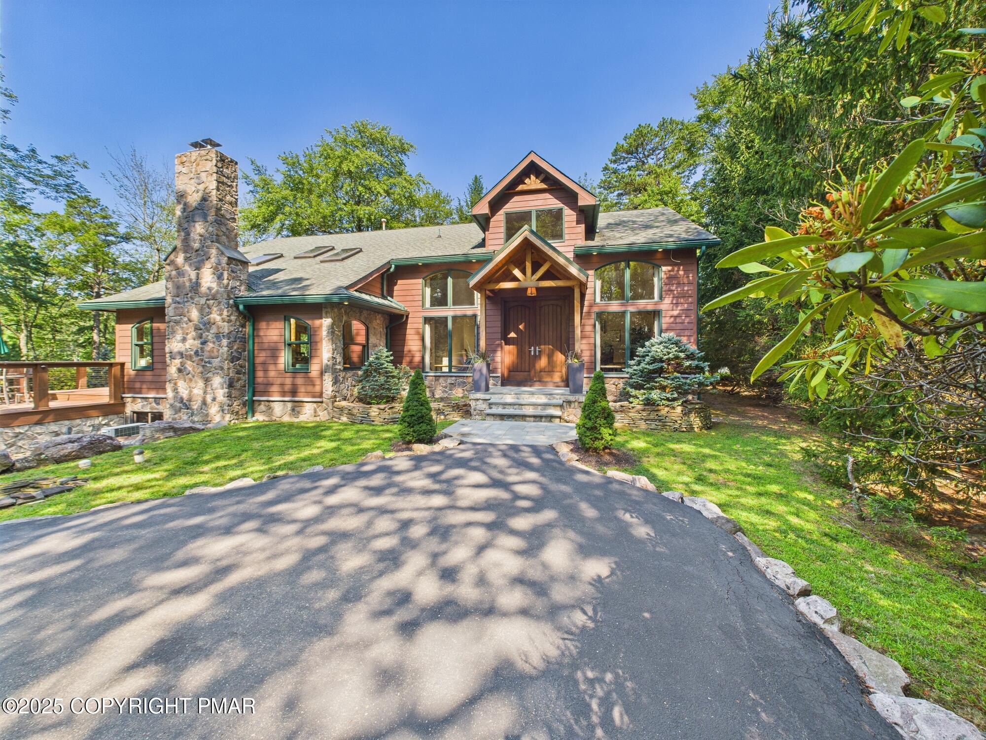 Lake Harmony, Pennsylvania, 18624, United States, 6 Bedrooms Bedrooms, ,7 BathroomsBathrooms,Residential,Active,1908137