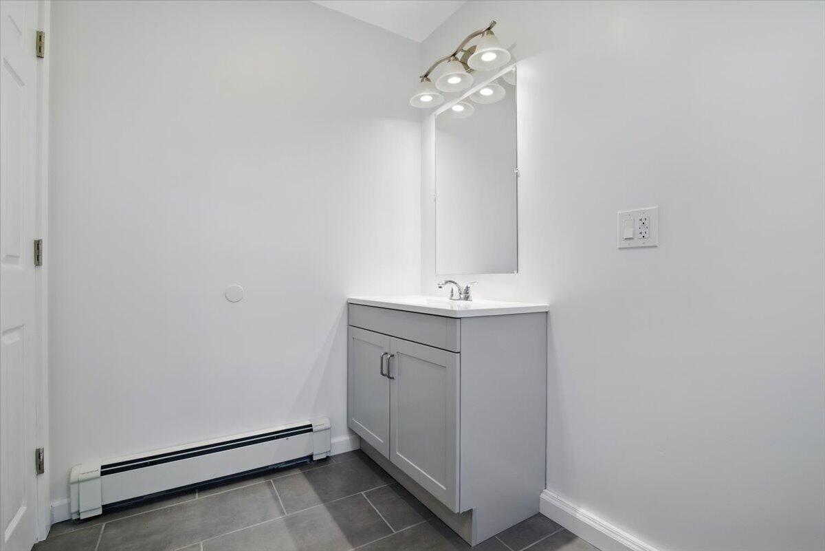 Saylorsburg, Pennsylvania, 18353, United States, ,3 BathroomsBathrooms,Residential,Active,1831793