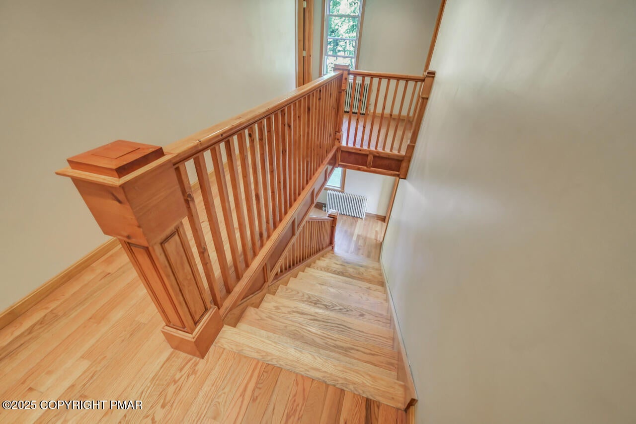 Greentown, Pennsylvania, 18426, United States, 11 Bedrooms Bedrooms, ,10 BathroomsBathrooms,Residential,Active,1963277