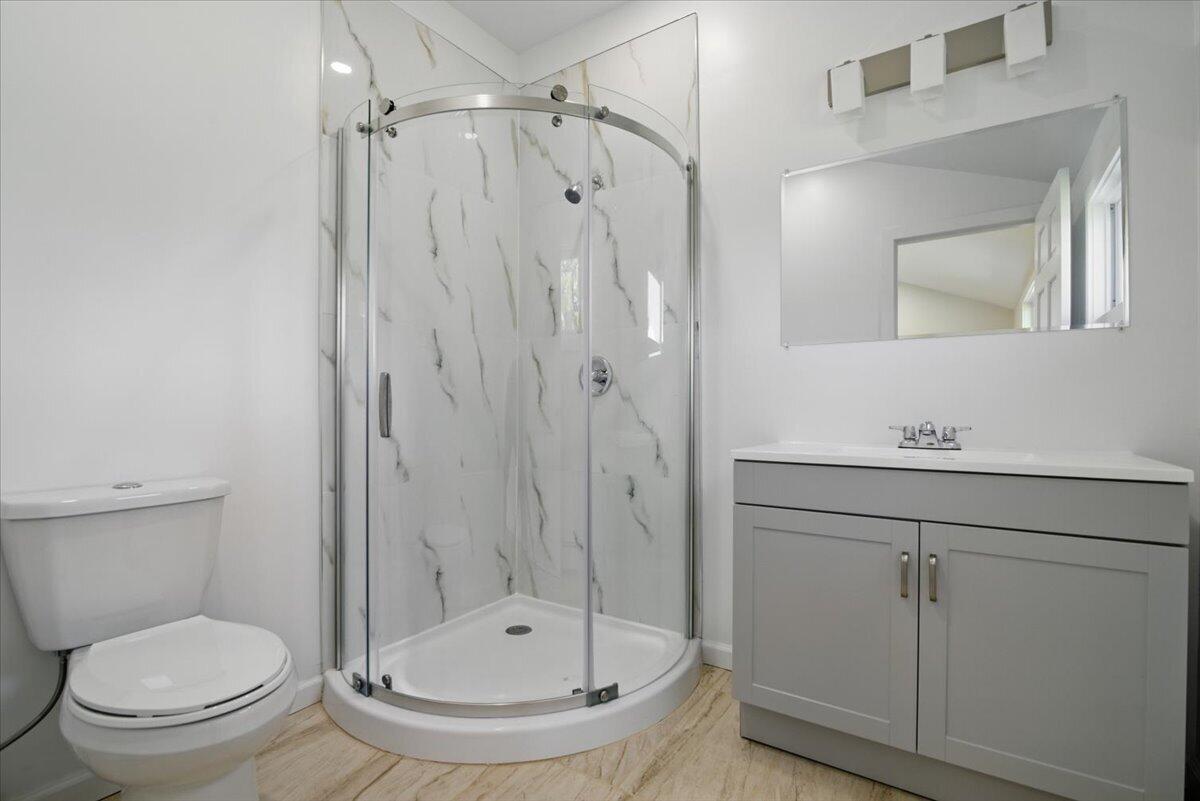Saylorsburg, Pennsylvania, 18353, United States, ,3 BathroomsBathrooms,Residential,Active,1831793