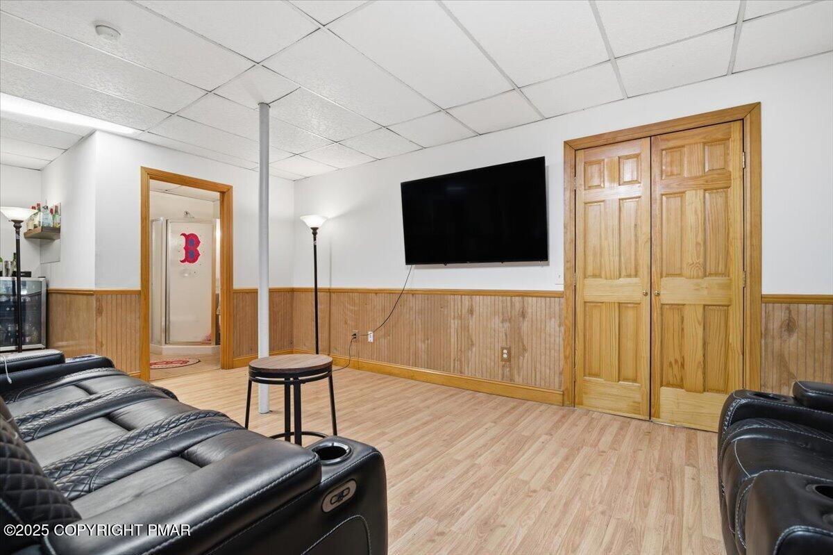 Stroudsburg, Pennsylvania, 18360, United States, 6 Bedrooms Bedrooms, ,6 BathroomsBathrooms,Residential,Active,1988438