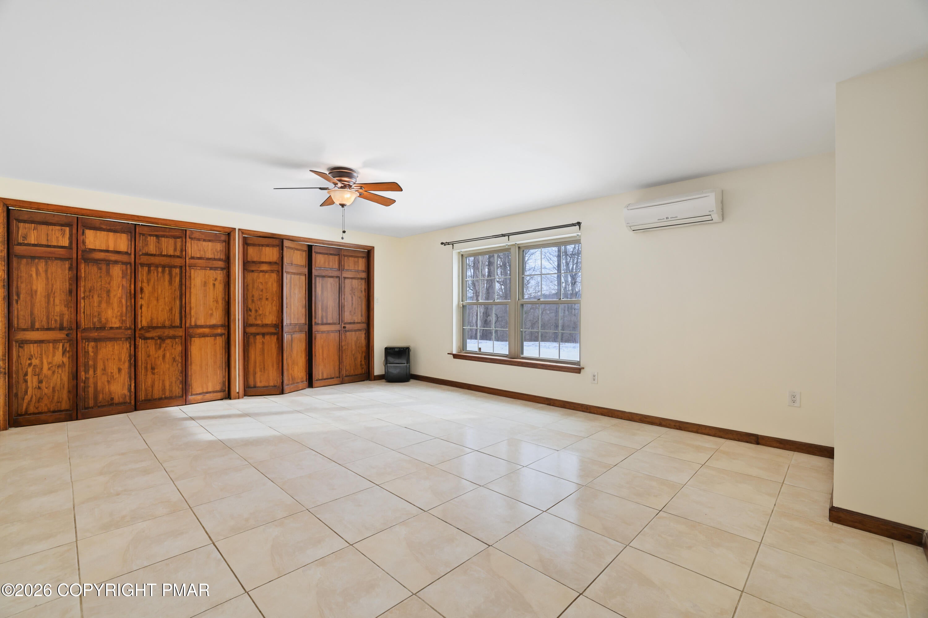 East Stroudsburg, Pennsylvania, 18302, United States, 7 Bedrooms Bedrooms, ,7 BathroomsBathrooms,Residential,Active,2007614