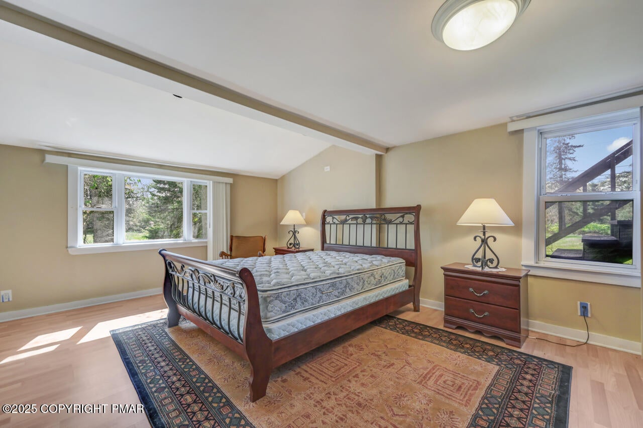 Greentown, Pennsylvania, 18426, United States, 11 Bedrooms Bedrooms, ,10 BathroomsBathrooms,Residential,Active,1963277