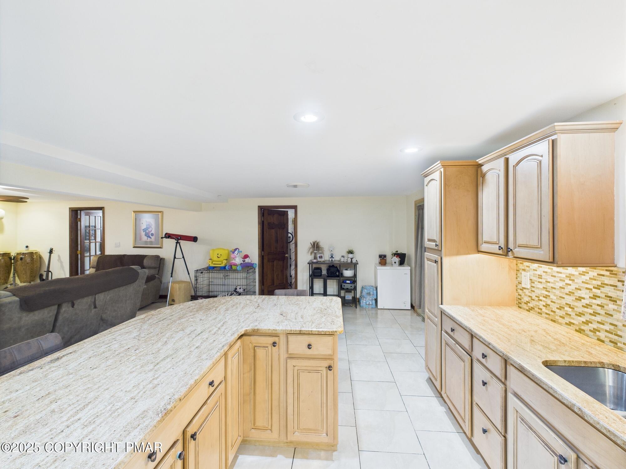 East Stroudsburg, Pennsylvania, 18302, United States, 7 Bedrooms Bedrooms, ,7 BathroomsBathrooms,Residential,Active,1905116