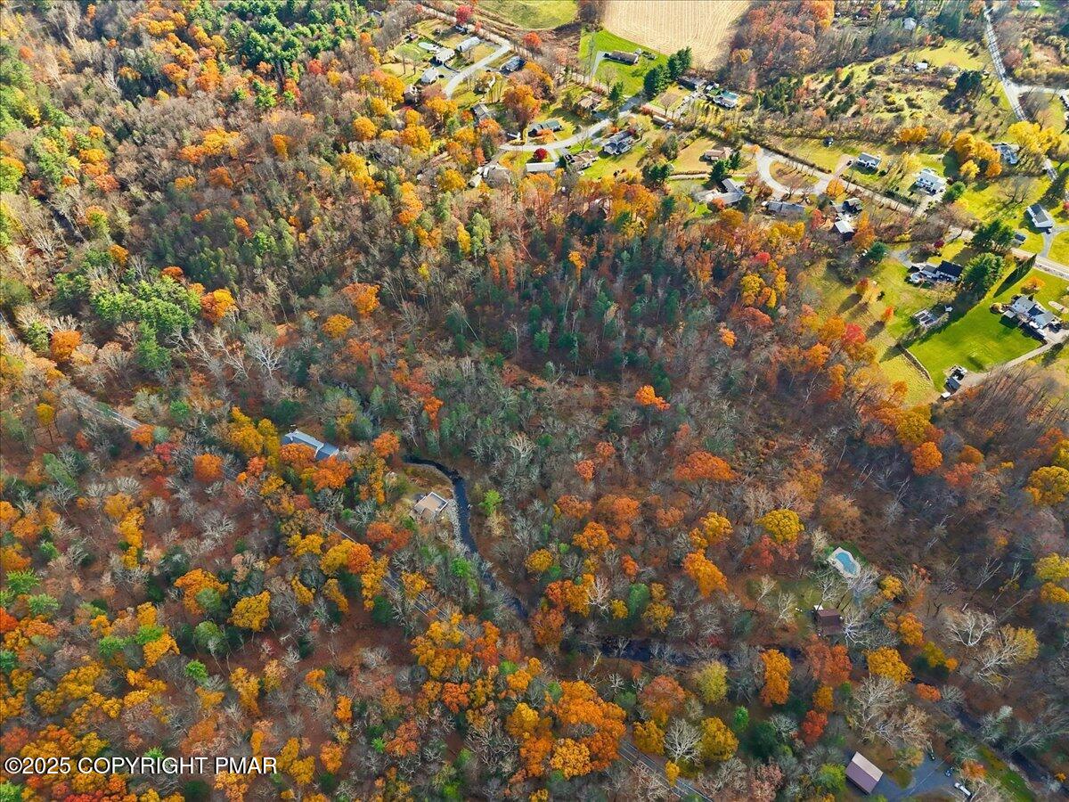 Stroudsburg, Pennsylvania, 18360, United States, 6 Bedrooms Bedrooms, ,6 BathroomsBathrooms,Residential,Active,1988438