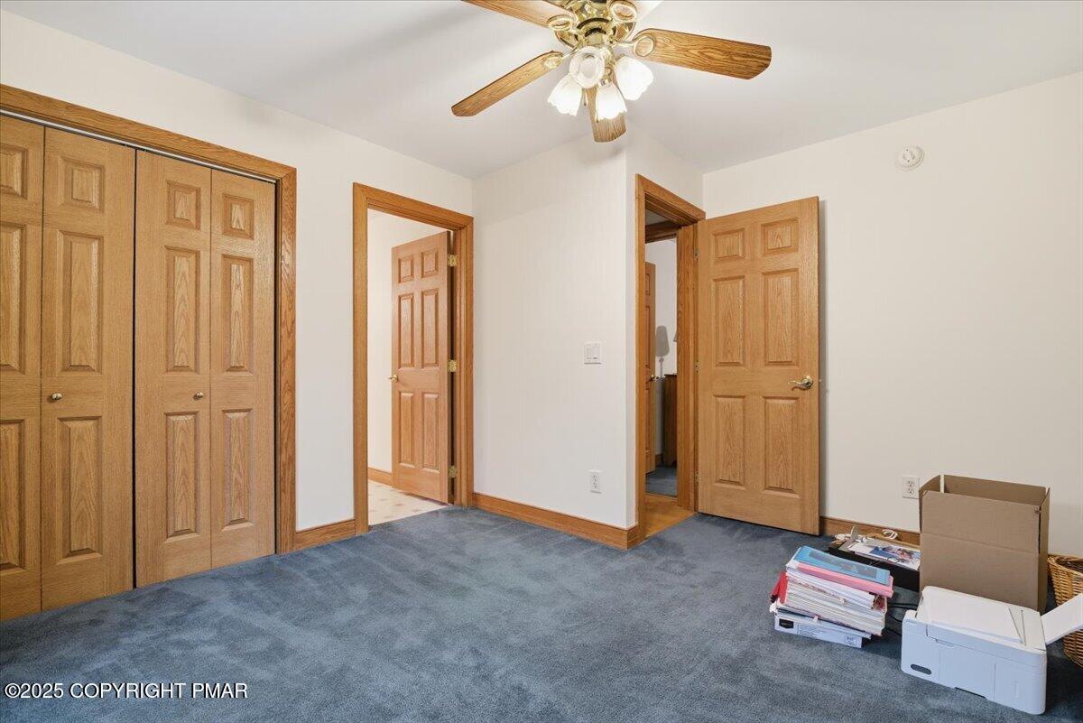 Stroudsburg, Pennsylvania, 18360, United States, 6 Bedrooms Bedrooms, ,6 BathroomsBathrooms,Residential,Active,1988438