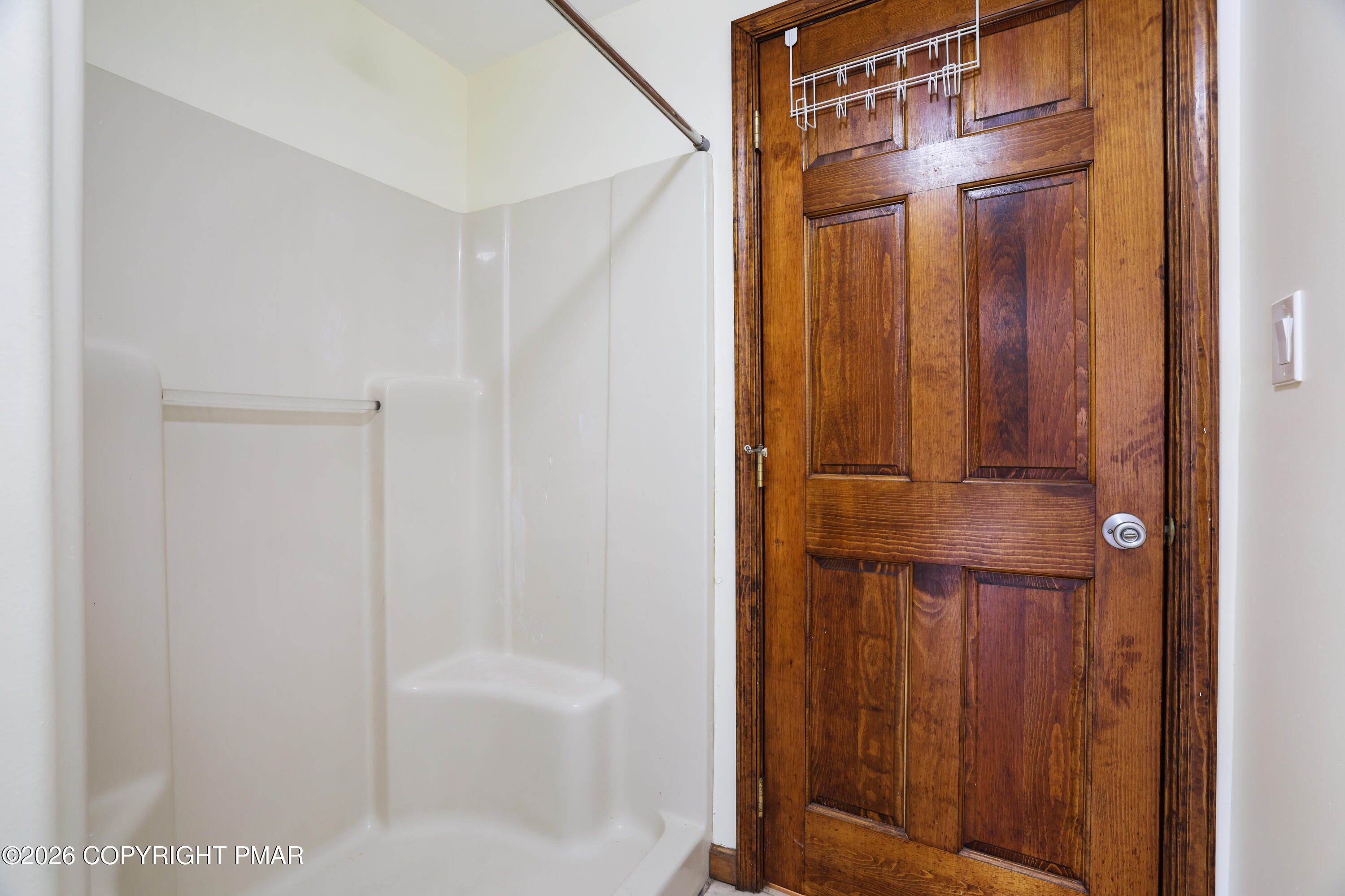 East Stroudsburg, Pennsylvania, 18302, United States, 7 Bedrooms Bedrooms, ,7 BathroomsBathrooms,Residential,Active,2007614