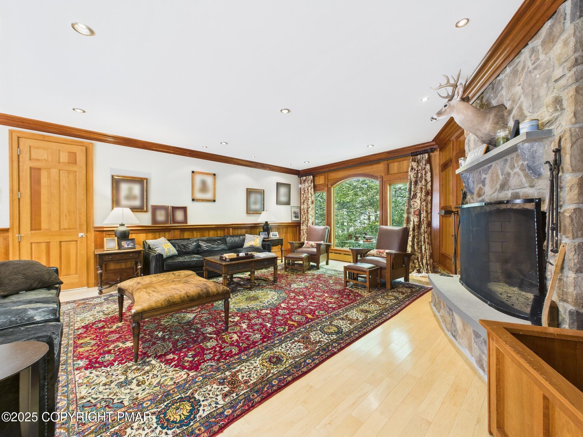 Lake Harmony, Pennsylvania, 18624, United States, 6 Bedrooms Bedrooms, ,7 BathroomsBathrooms,Residential,Active,1908137