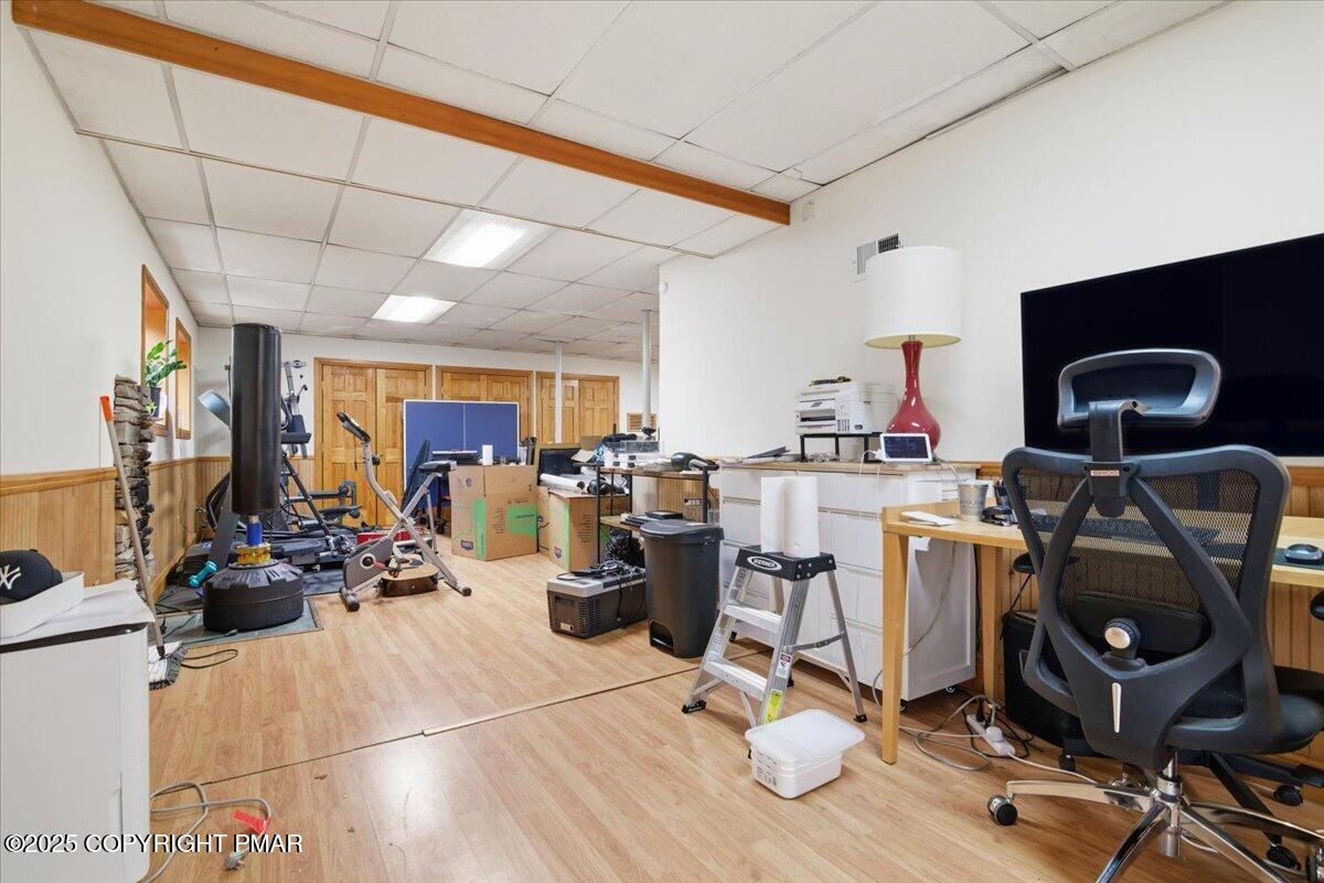 Stroudsburg, Pennsylvania, 18360, United States, 6 Bedrooms Bedrooms, ,6 BathroomsBathrooms,Residential,Active,1988438