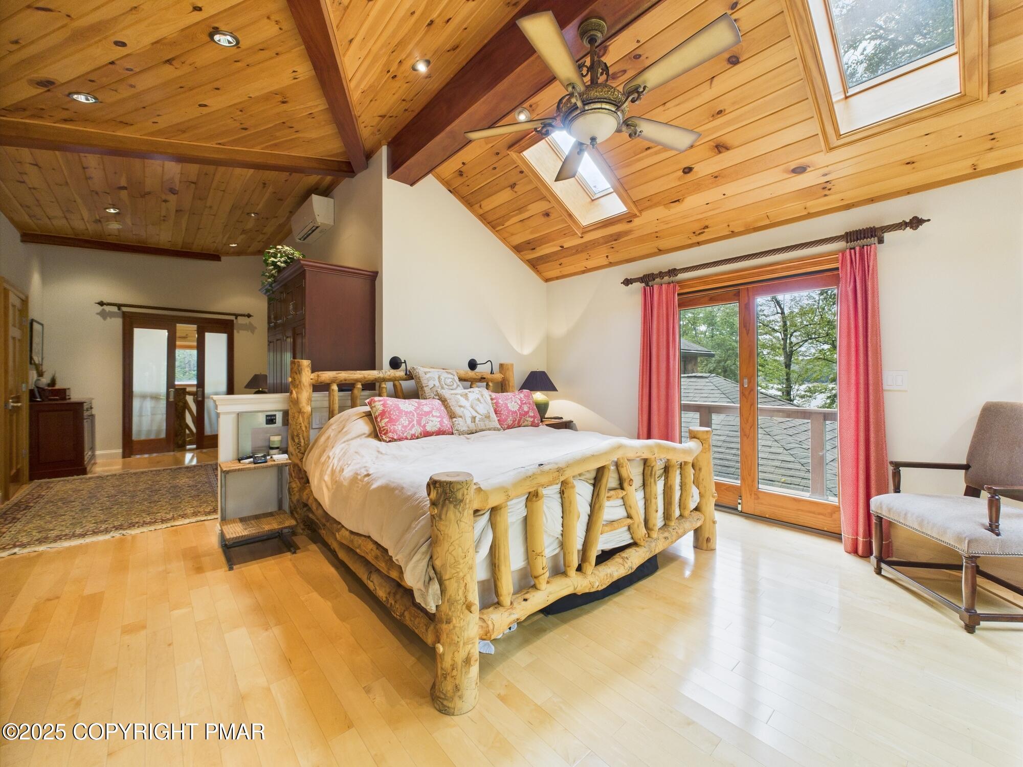 Lake Harmony, Pennsylvania, 18624, United States, 6 Bedrooms Bedrooms, ,7 BathroomsBathrooms,Residential,Active,1908137